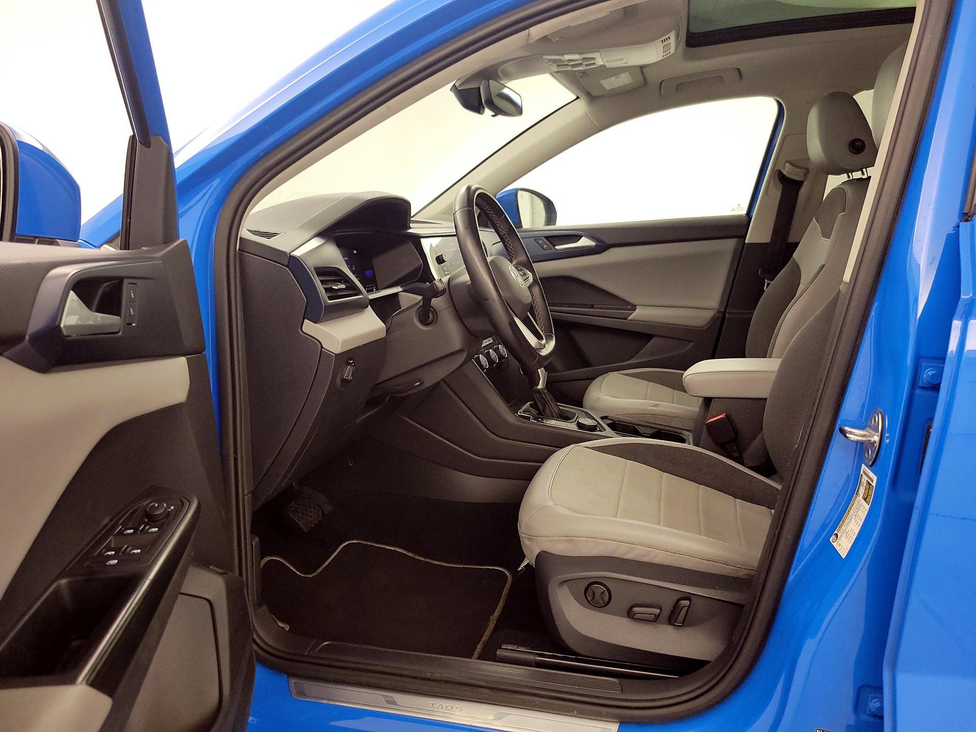 Thumbnail: 2023 Volkswagen Taos - 11