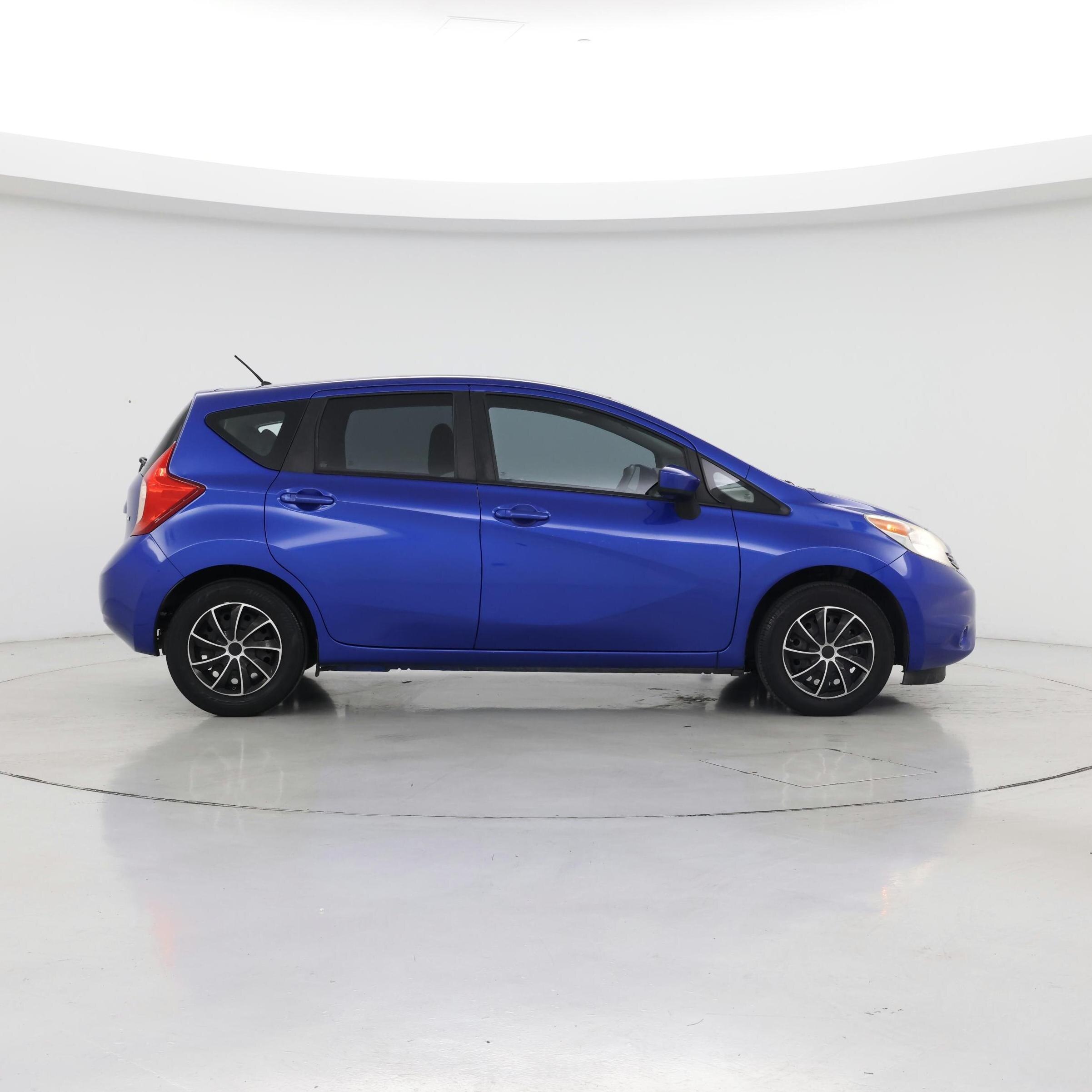 Thumbnail: 2015 Nissan Versa Note - 7