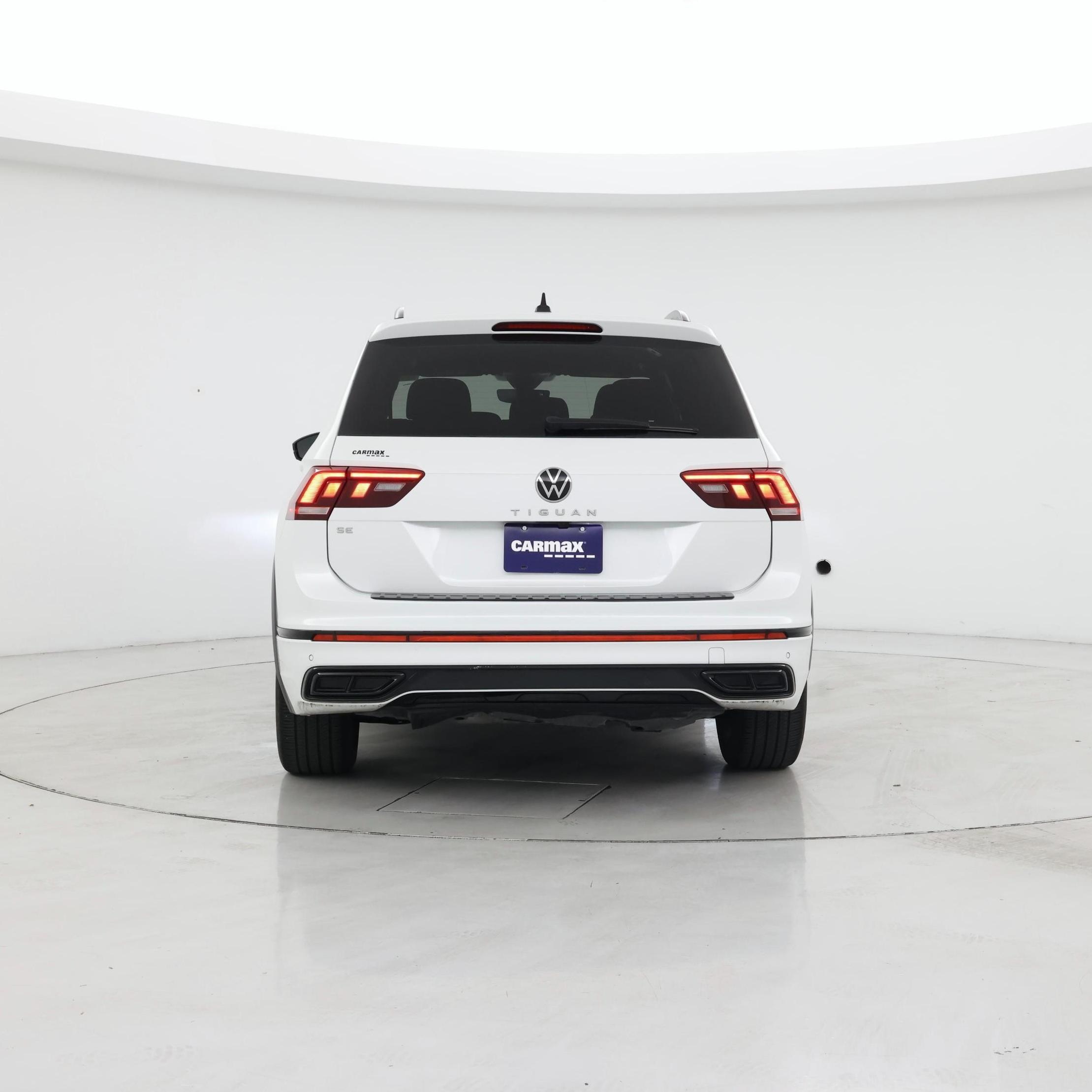 Thumbnail: 2023 Volkswagen Tiguan - 6