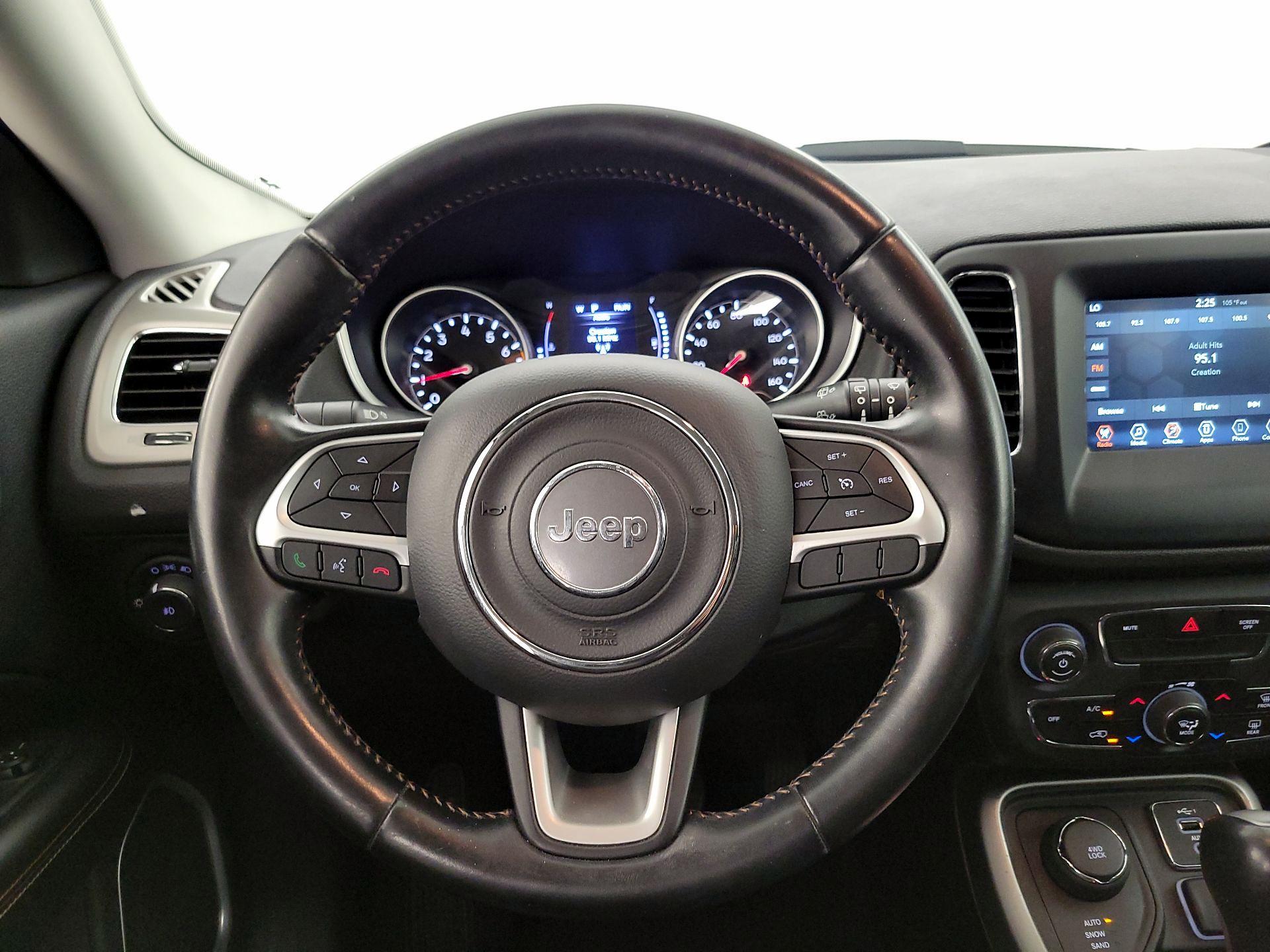 Thumbnail: 2020 Jeep Compass - 10