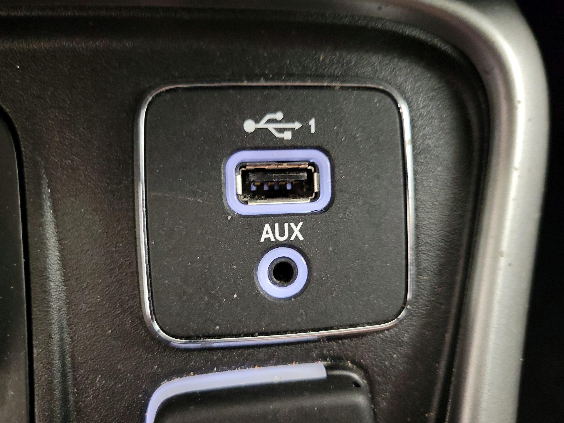 Thumbnail: 2020 Jeep Compass - 18