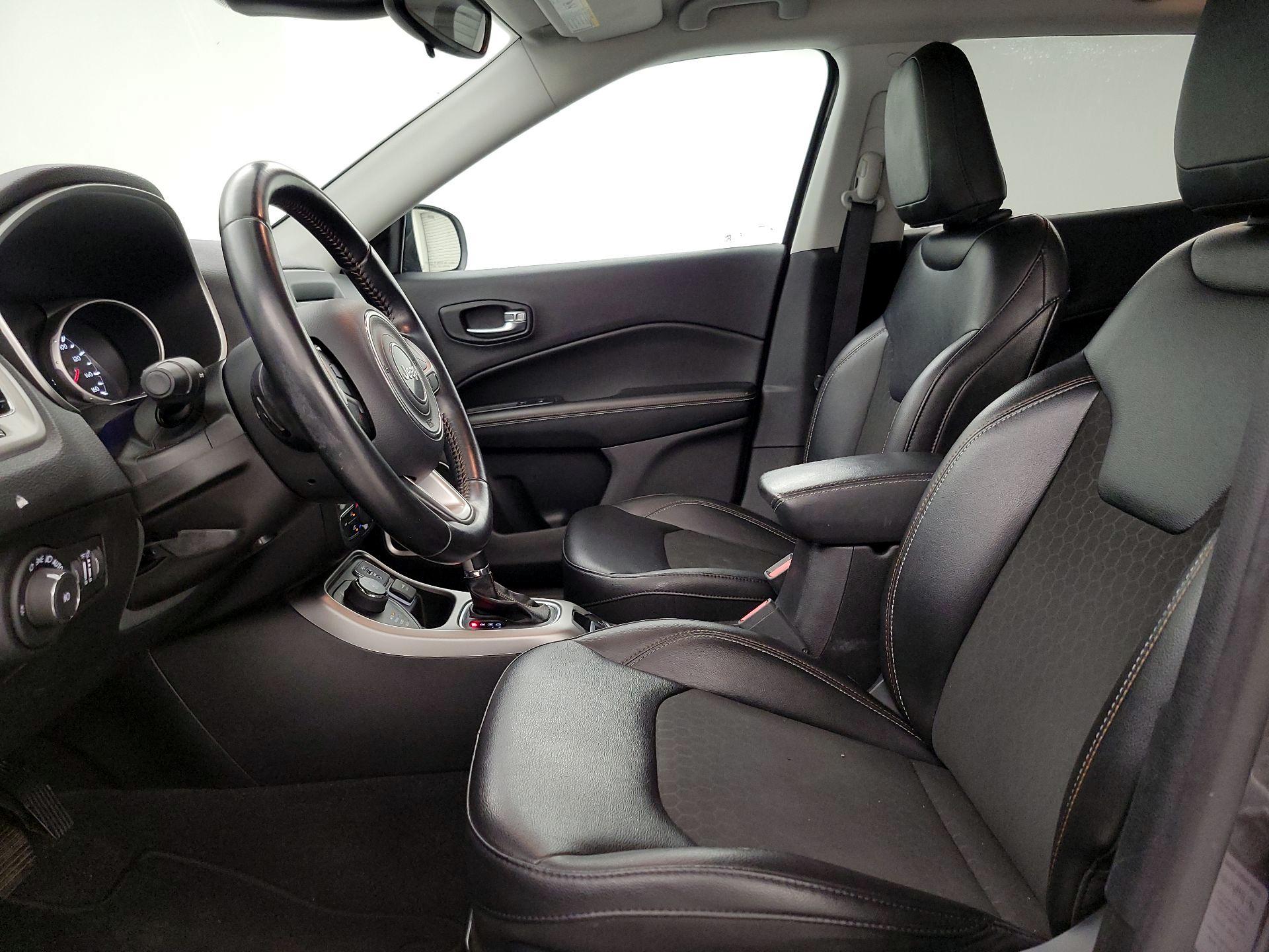 Thumbnail: 2020 Jeep Compass - 19