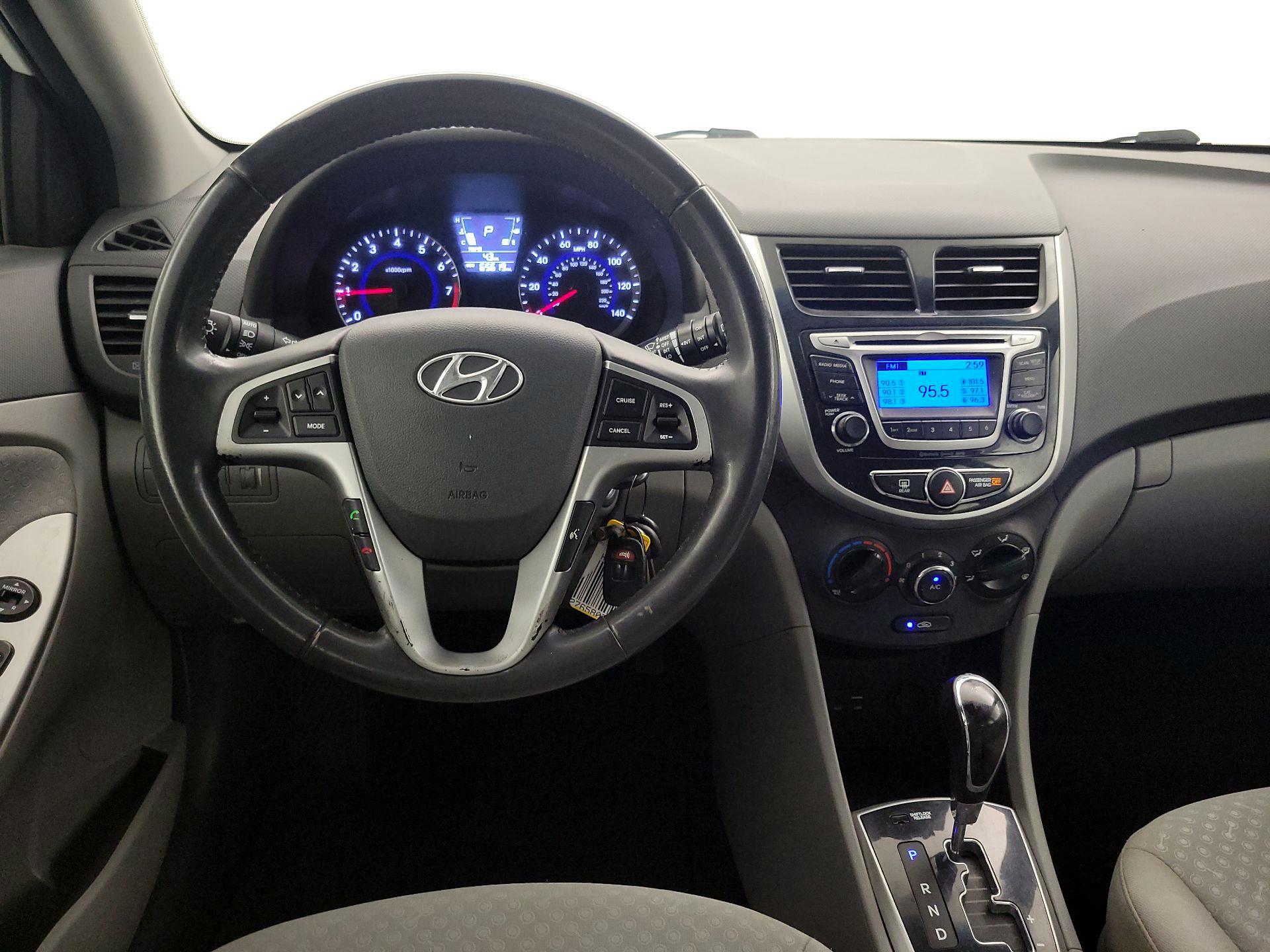 Thumbnail: 2014 Hyundai Accent - 10