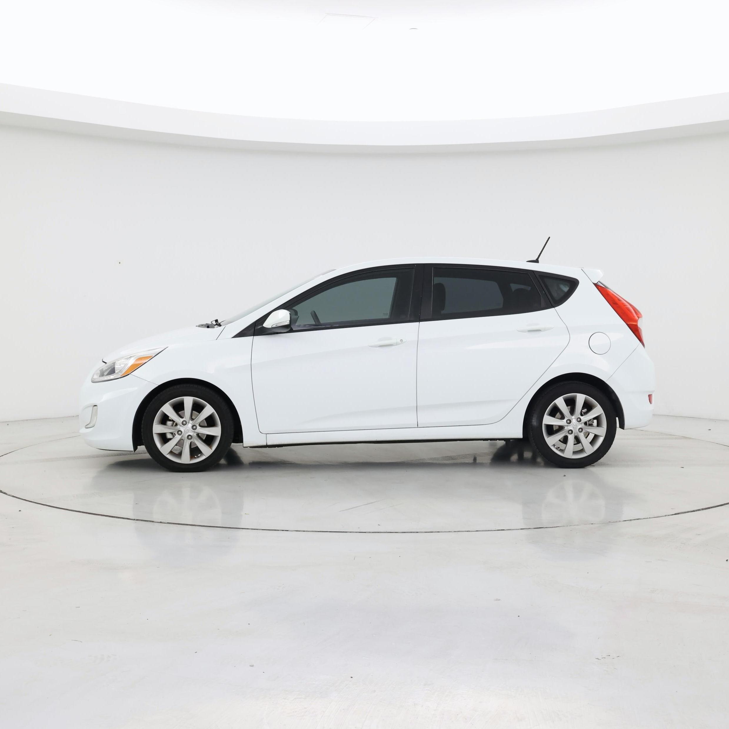 Thumbnail: 2014 Hyundai Accent - 3