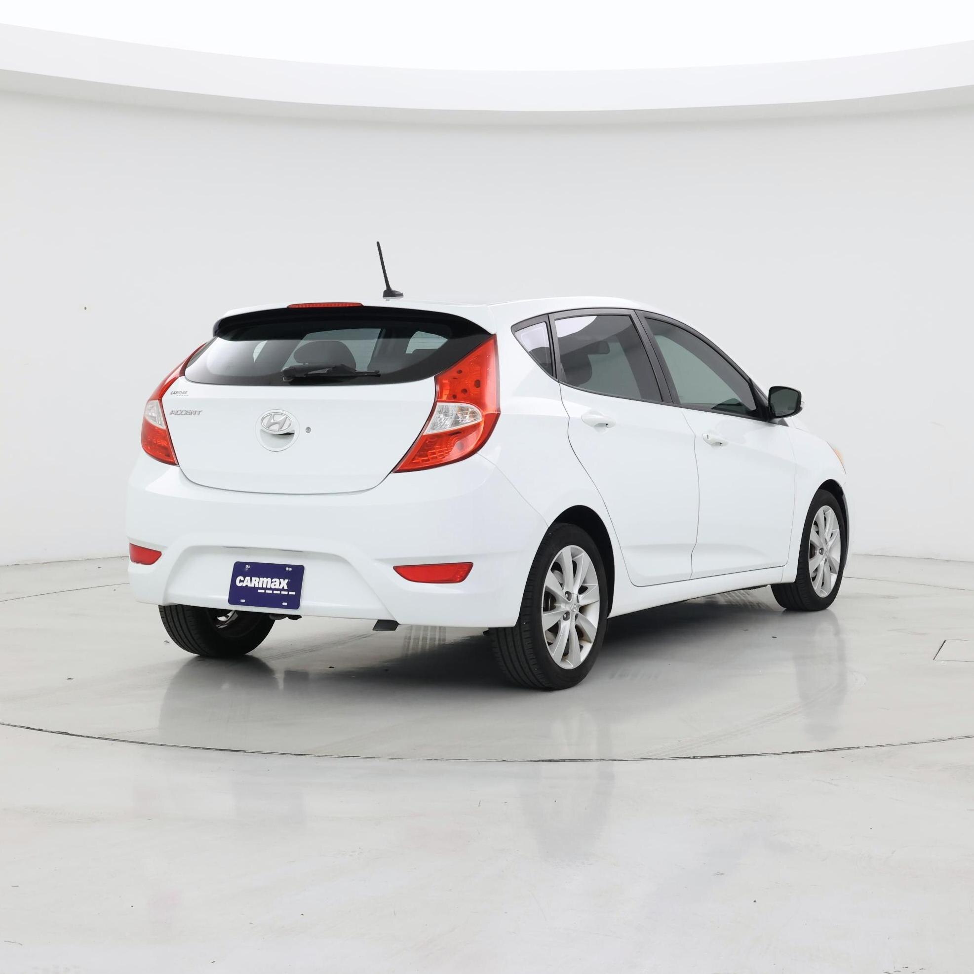 Thumbnail: 2014 Hyundai Accent - 8