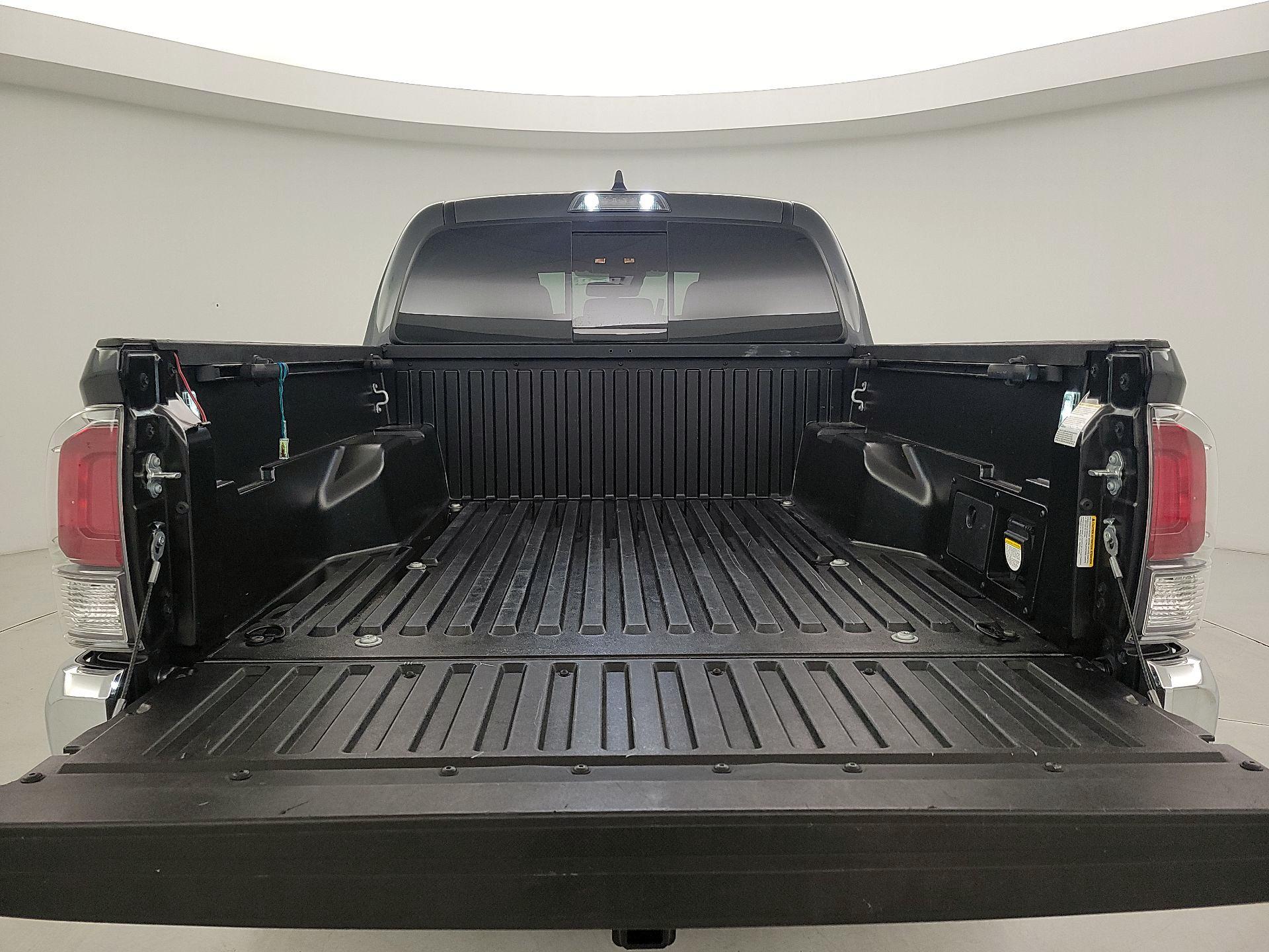 Thumbnail: 2023 Toyota Tacoma - 20