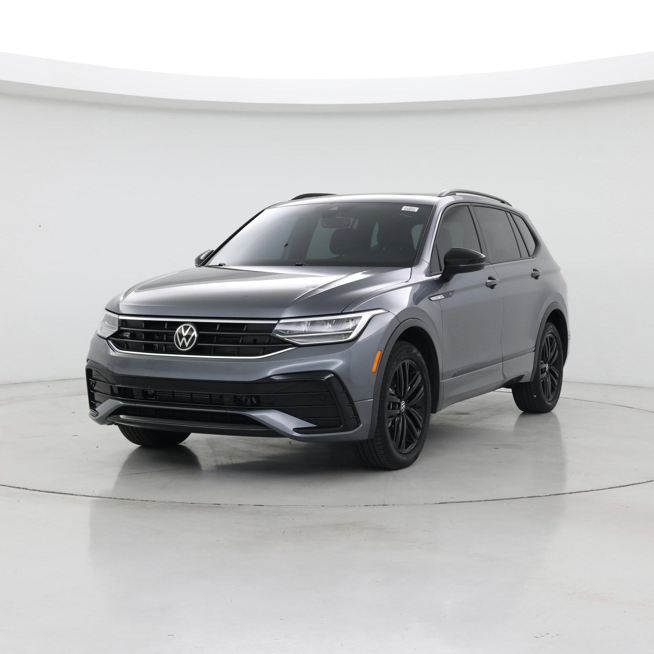 Thumbnail: 2022 Volkswagen Tiguan - 4