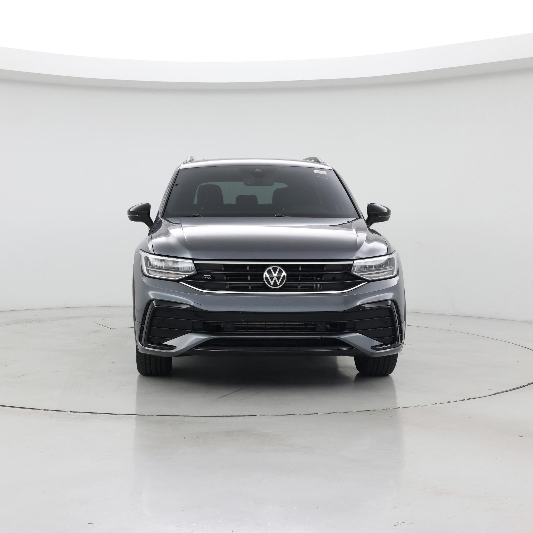 Thumbnail: 2022 Volkswagen Tiguan - 5