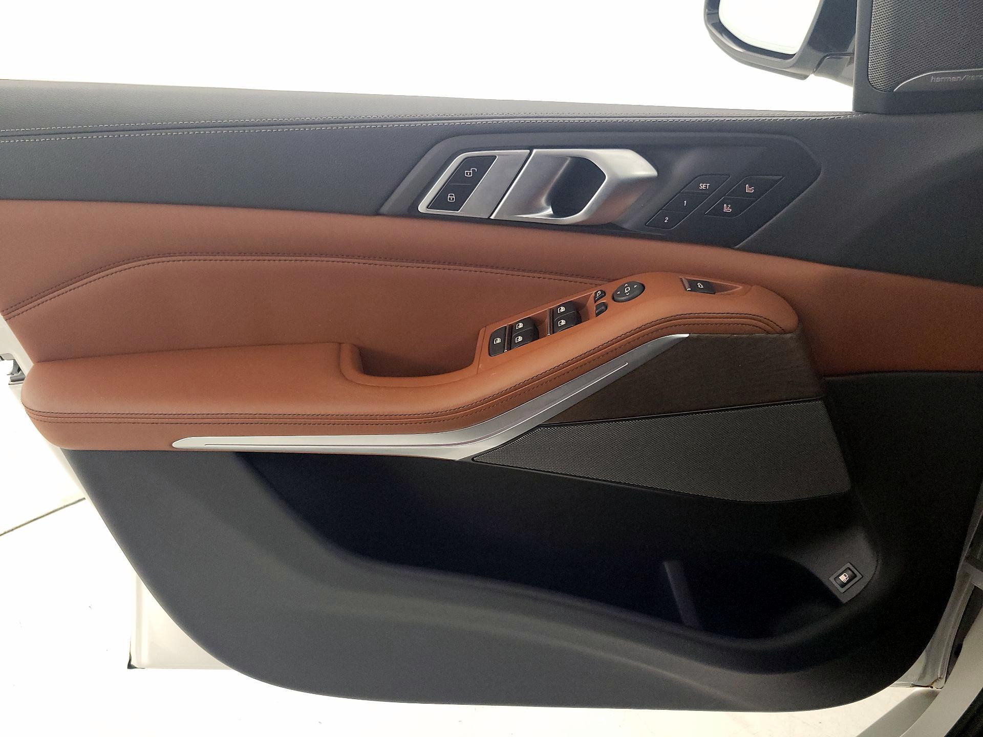 Thumbnail: 2021 BMW X5 - 12