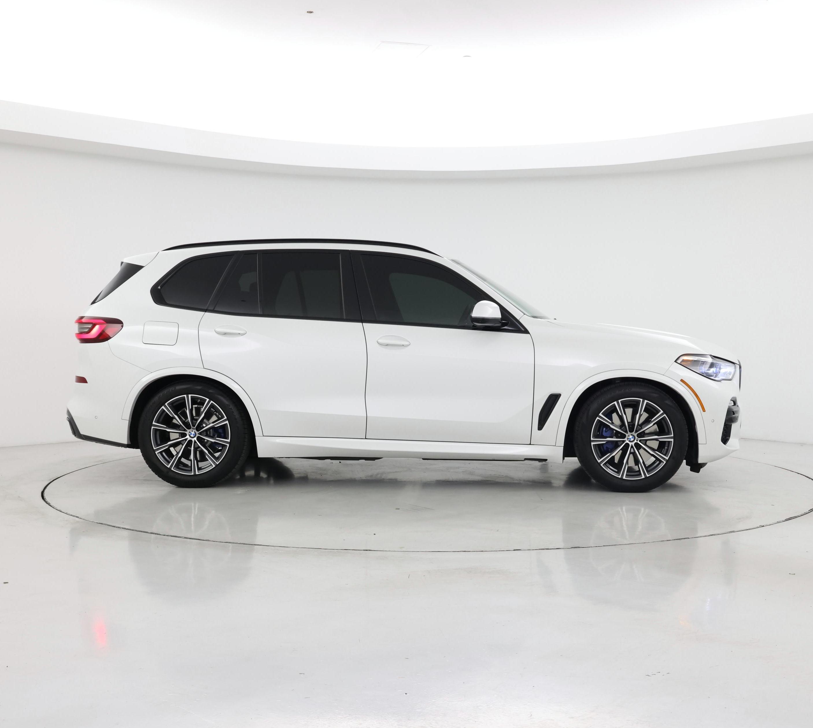 Thumbnail: 2021 BMW X5 - 7