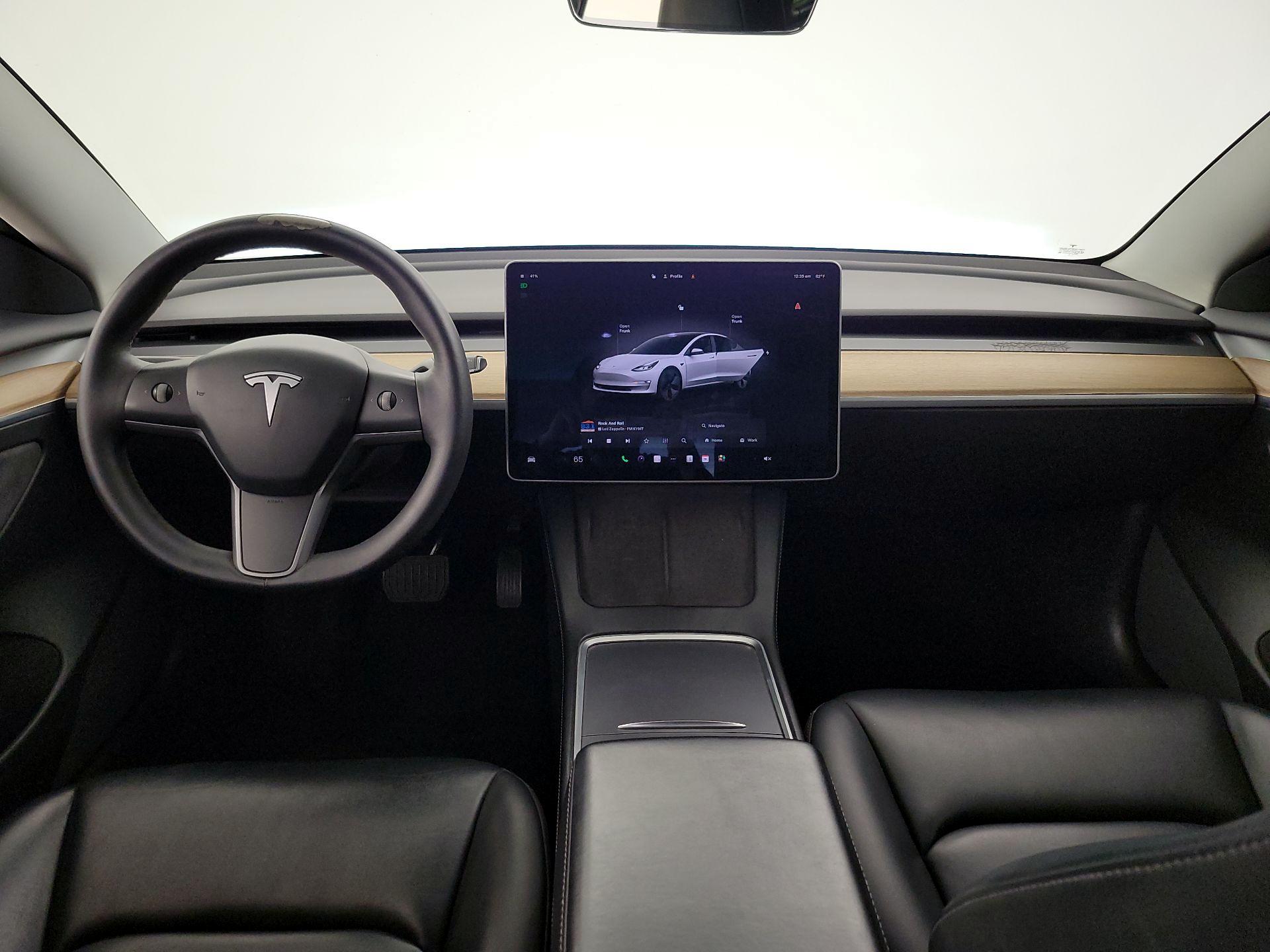 Thumbnail: 2022 Tesla Model 3 - 9