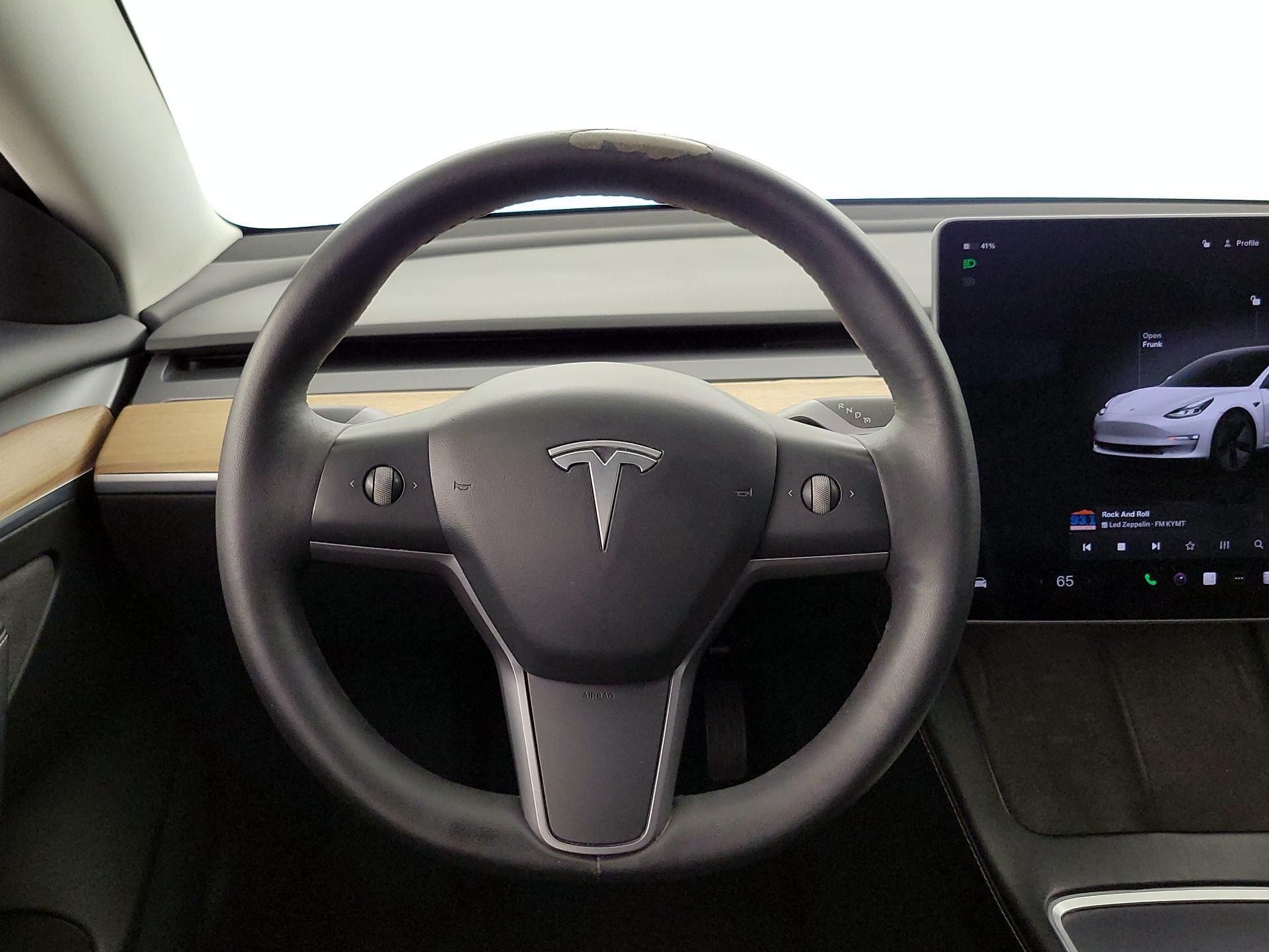 Thumbnail: 2022 Tesla Model 3 - 10