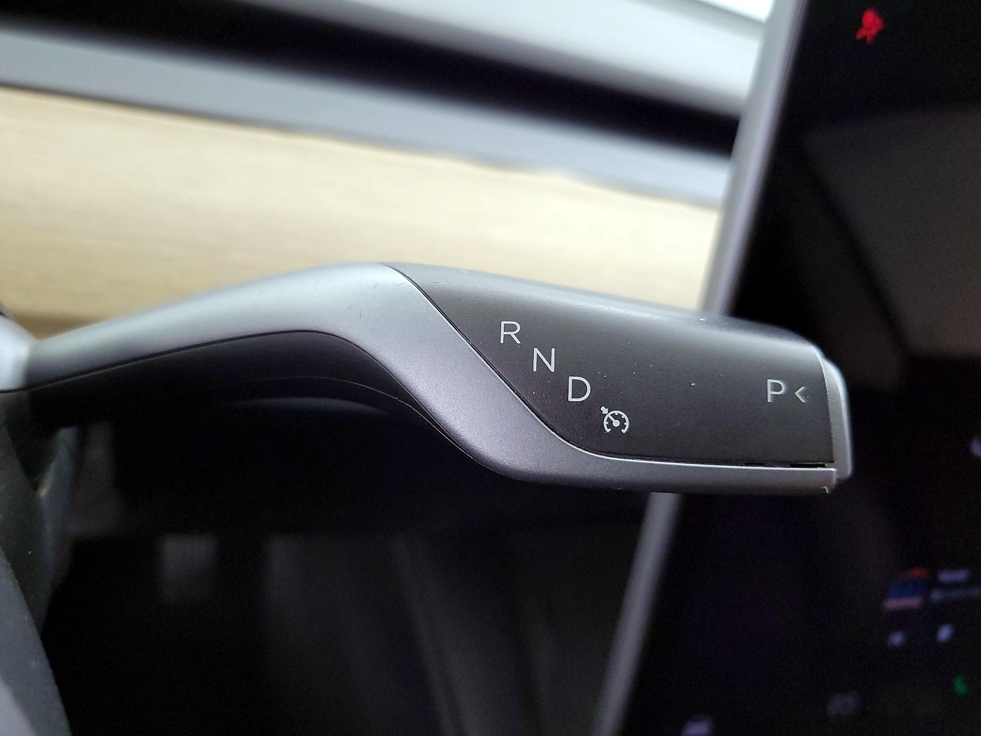 Thumbnail: 2022 Tesla Model 3 - 17
