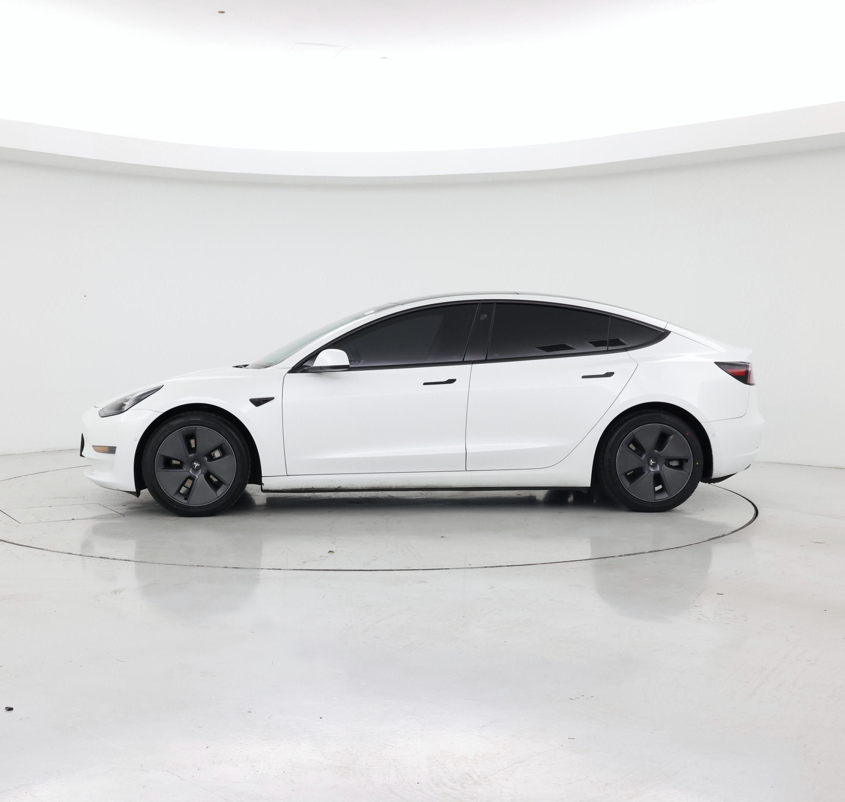 Thumbnail: 2022 Tesla Model 3 - 3