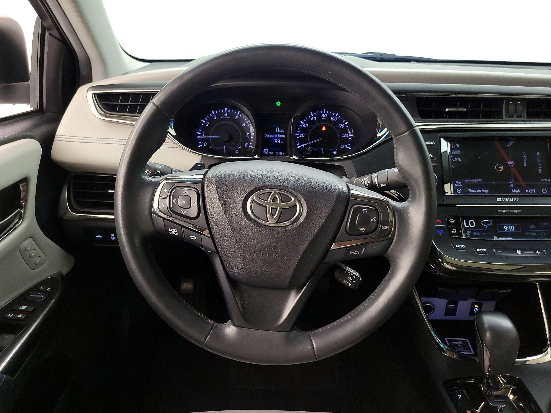 Thumbnail: 2014 Toyota Avalon - 10