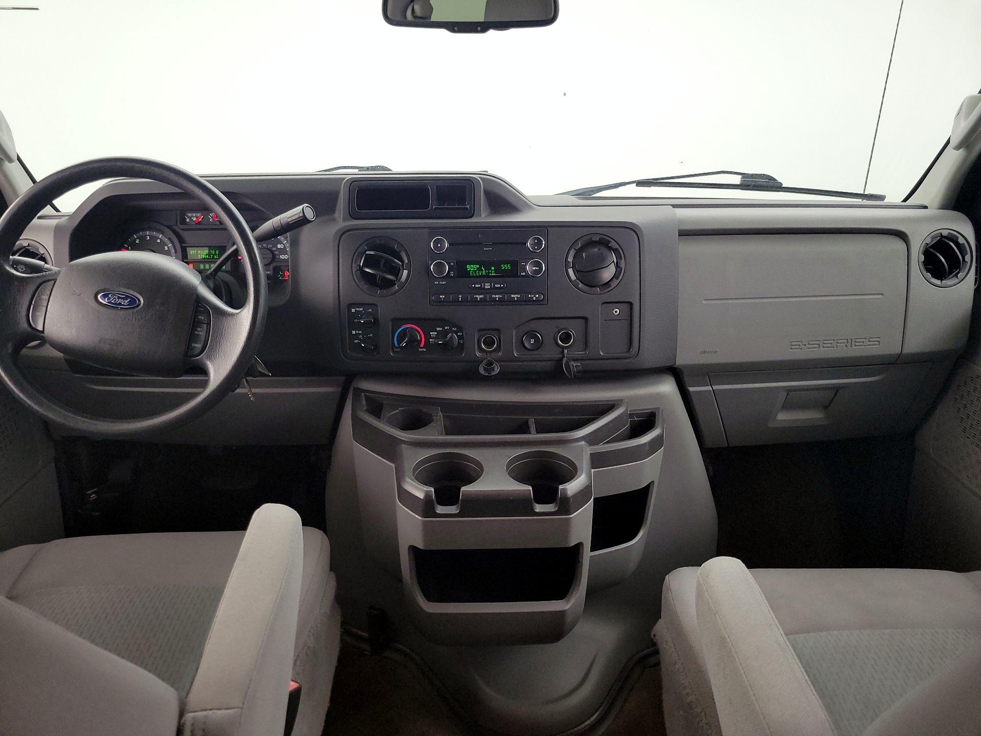 Thumbnail: 2014 Ford Econoline - 9