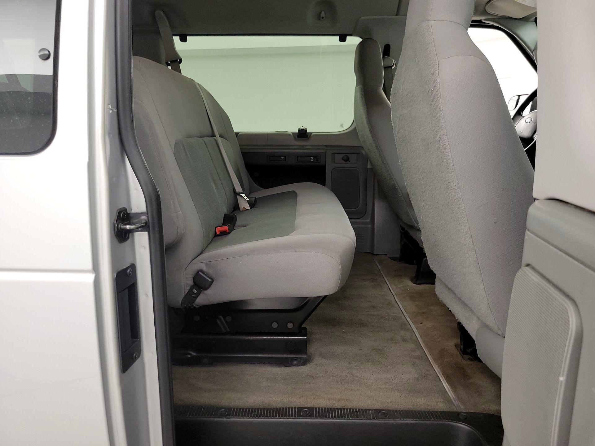 Thumbnail: 2014 Ford Econoline - 19