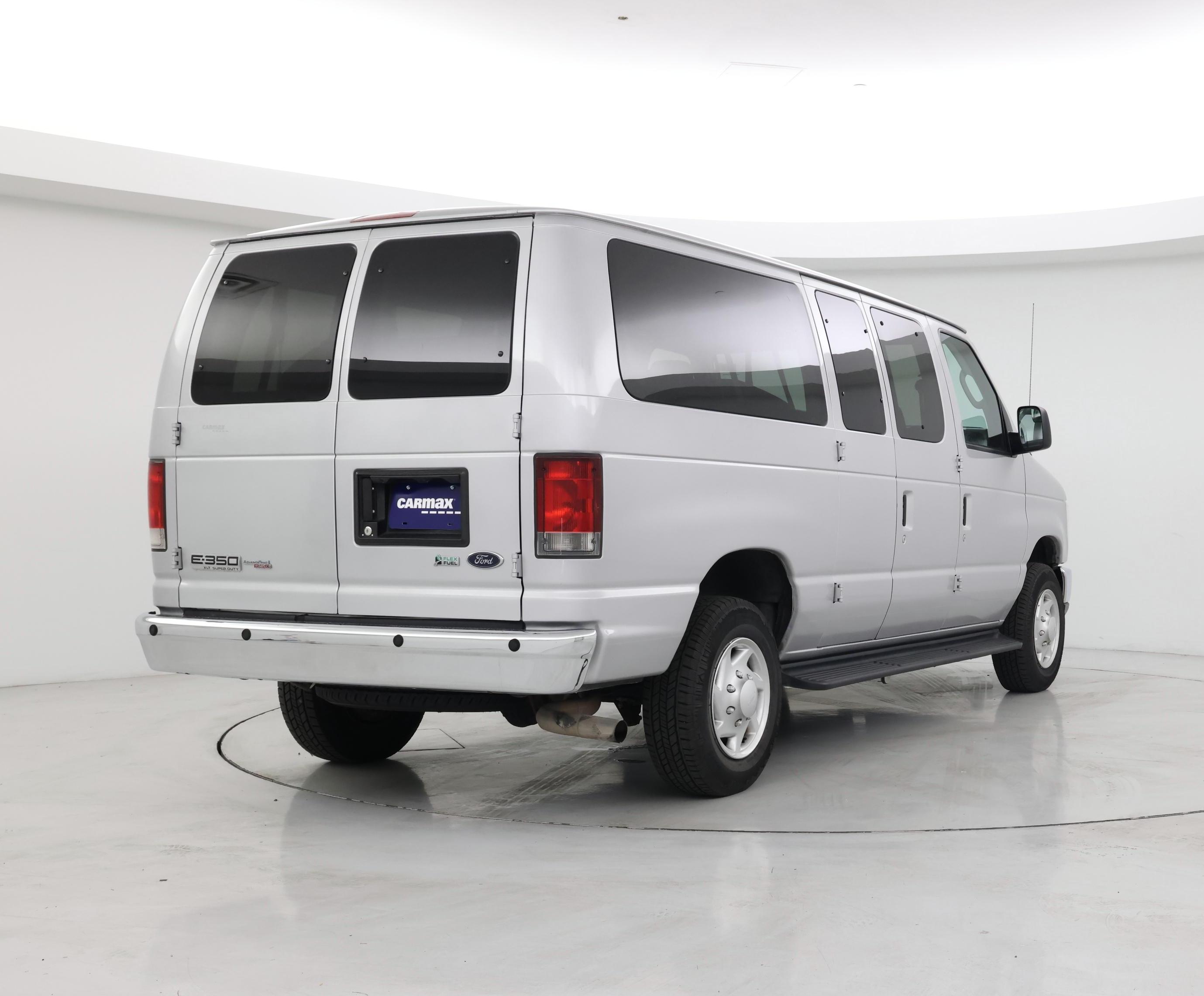 Thumbnail: 2014 Ford Econoline - 8