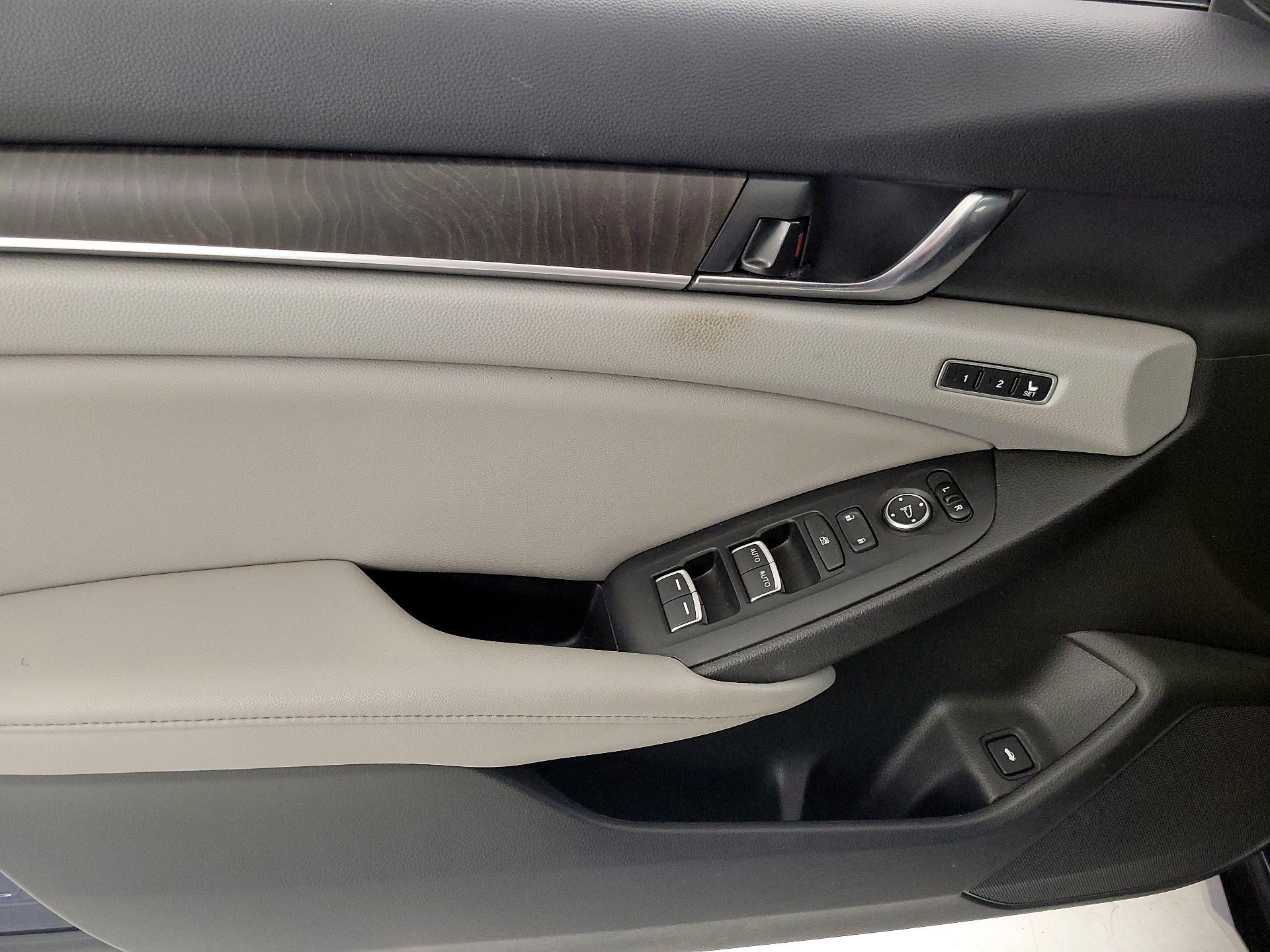 Thumbnail: 2019 Honda Accord - 12