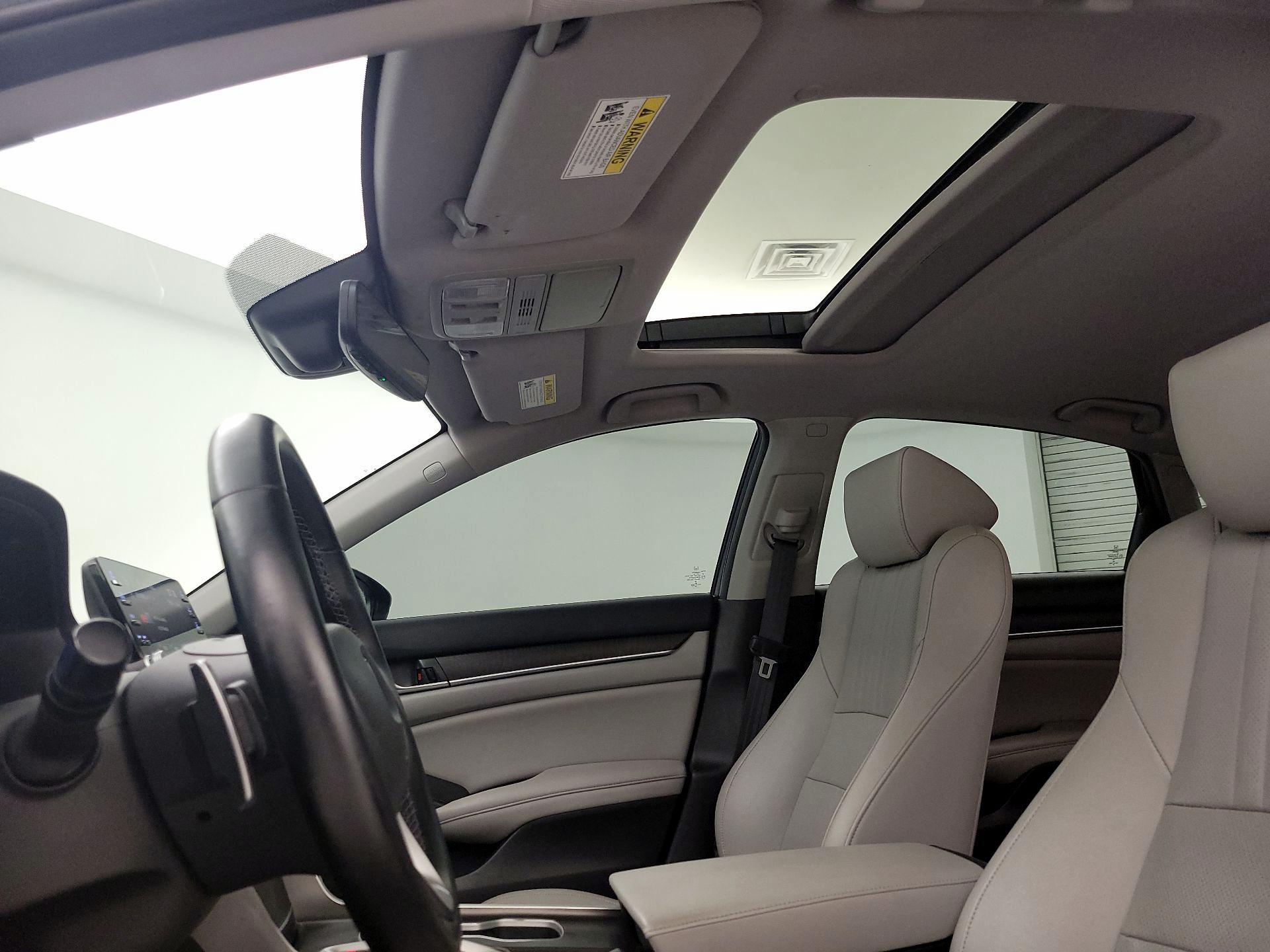 Thumbnail: 2019 Honda Accord - 19