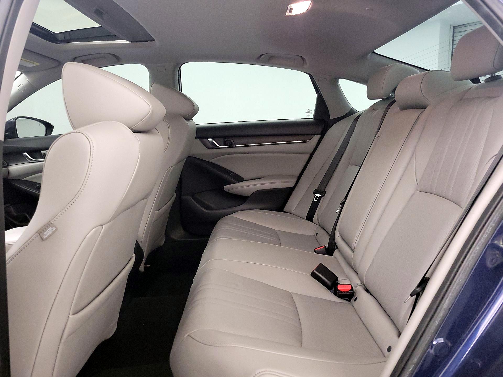 Thumbnail: 2019 Honda Accord - 20