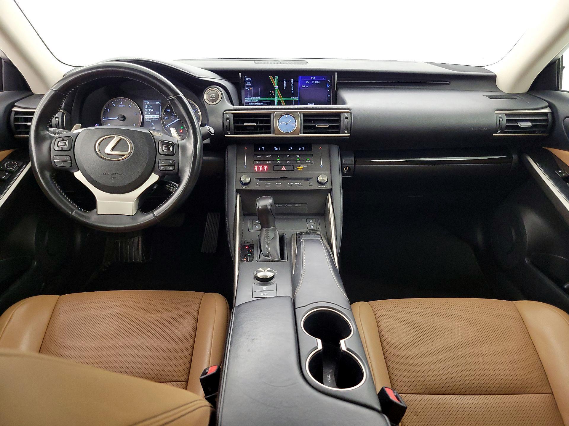 Thumbnail: 2019 Lexus IS - 9