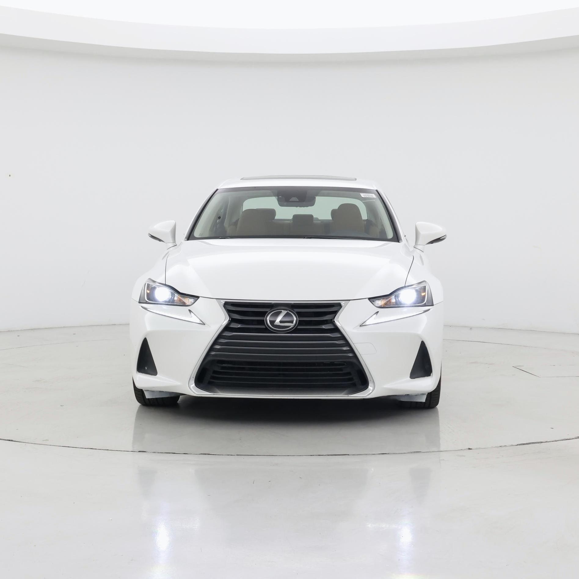Thumbnail: 2019 Lexus IS - 5