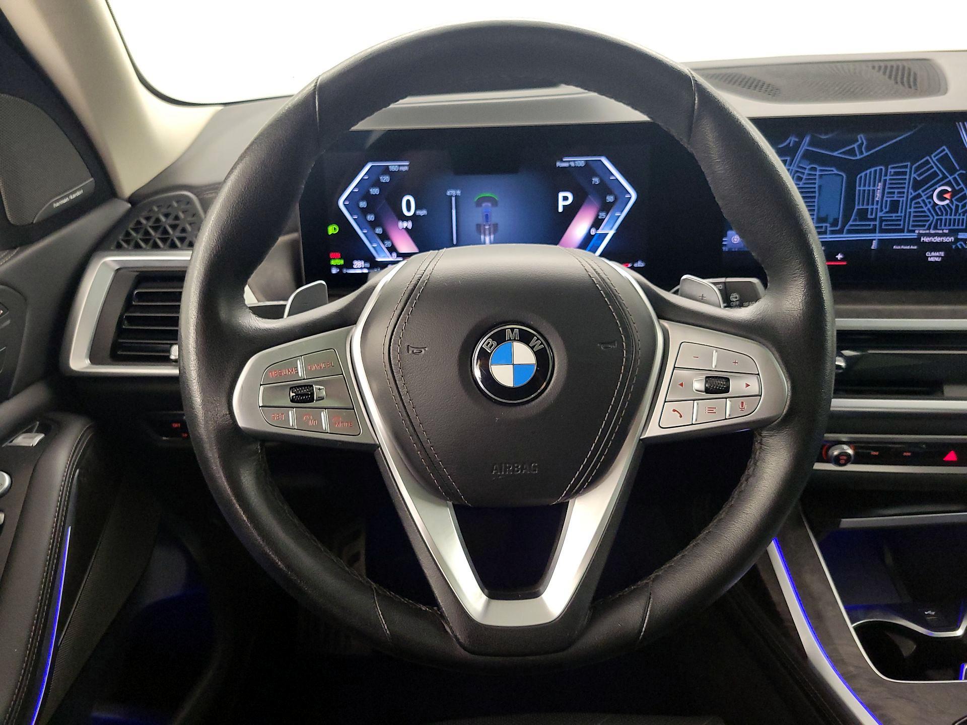 Thumbnail: 2023 BMW X7 - 10