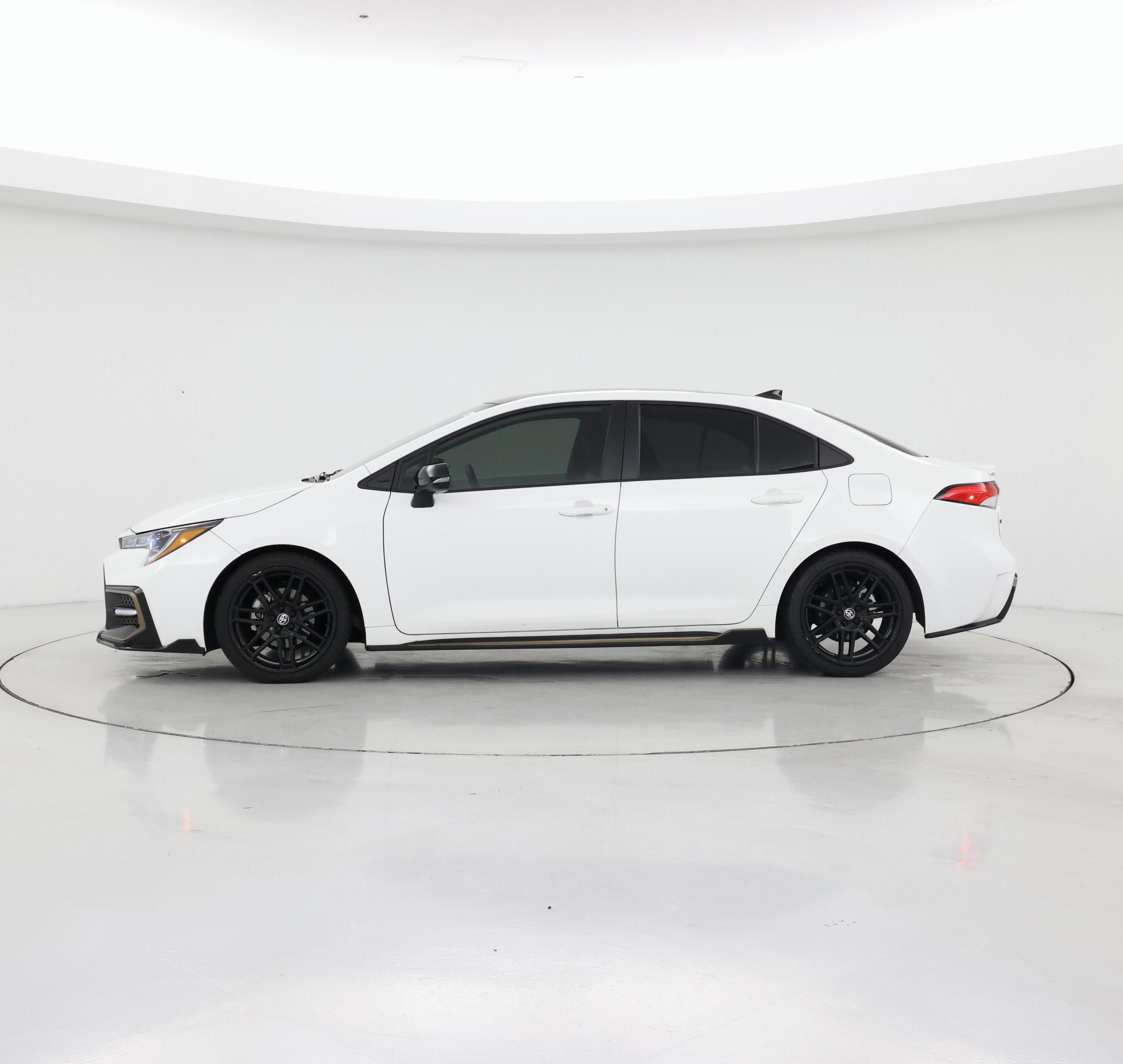 Thumbnail: 2022 Toyota Corolla - 3