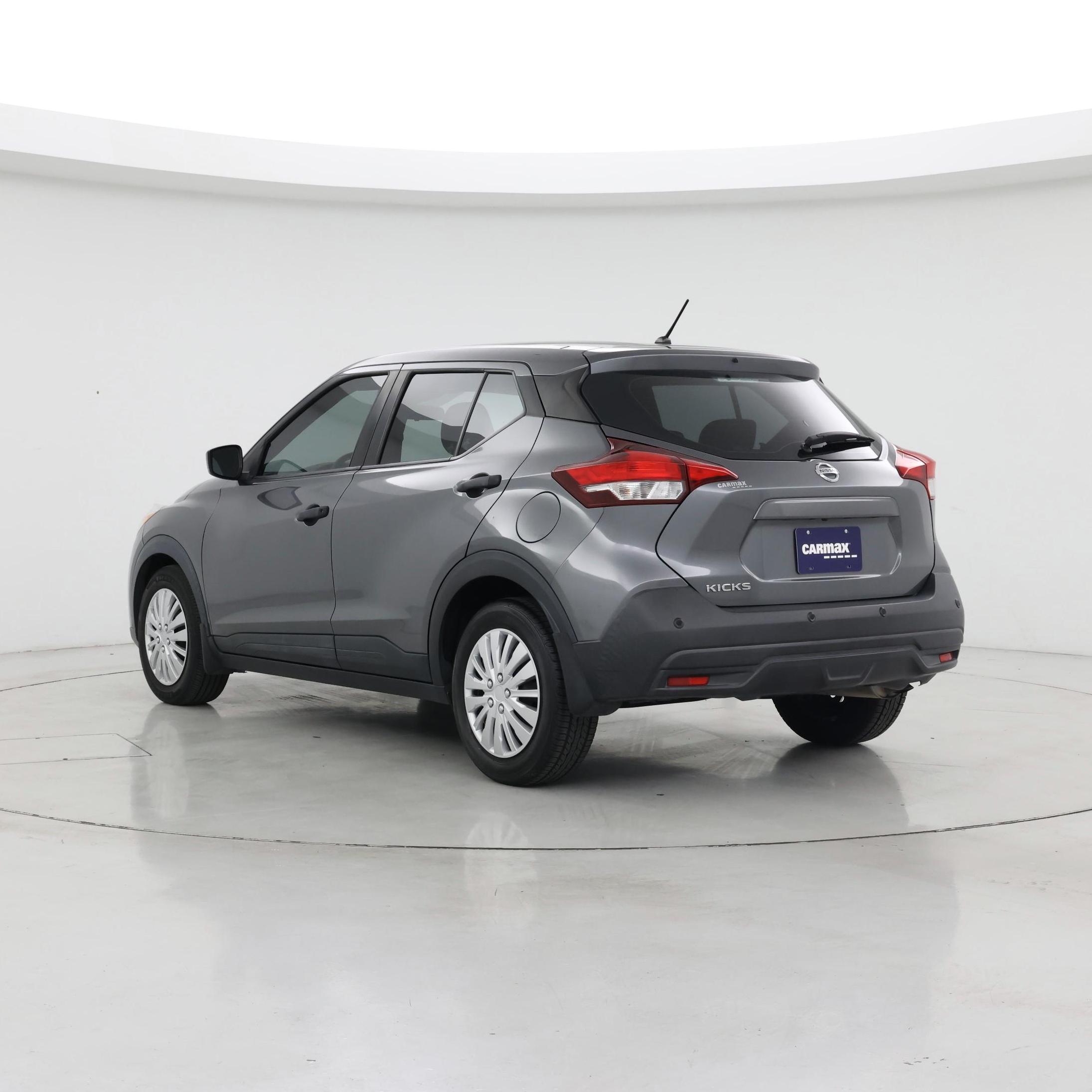 Thumbnail: 2020 Nissan Kicks - 2
