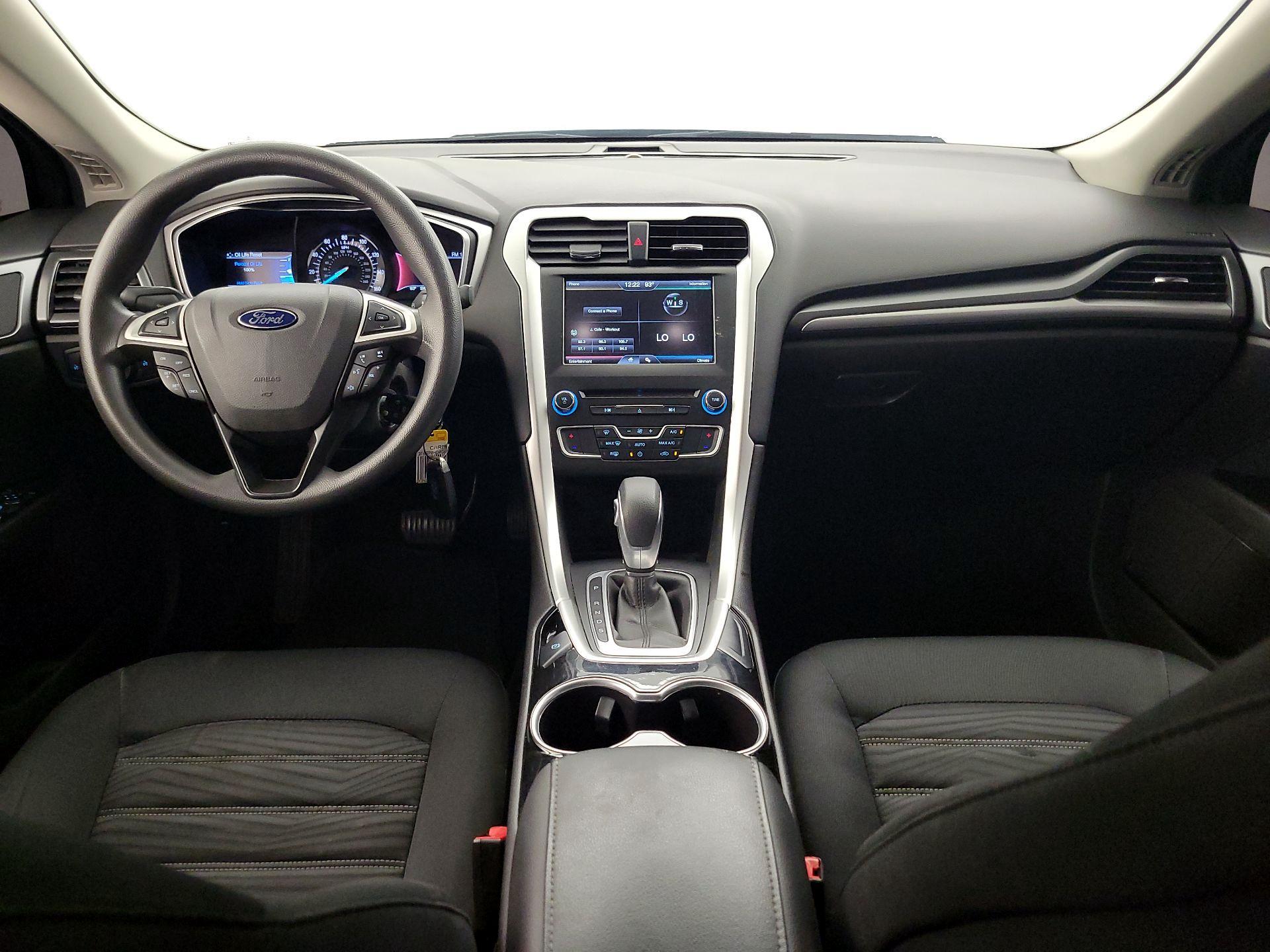 Thumbnail: 2016 Ford Fusion - 9