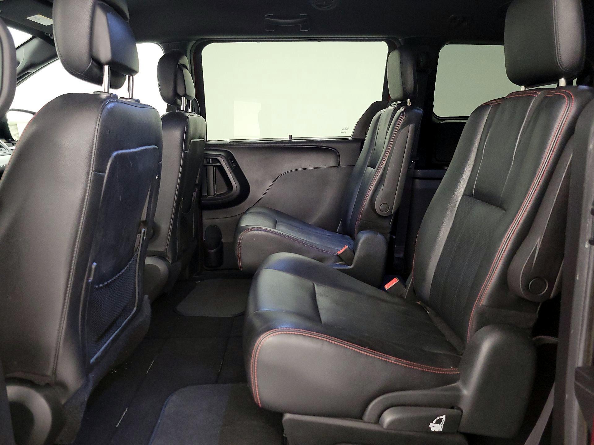 Thumbnail: 2018 Dodge Grand Caravan - 19