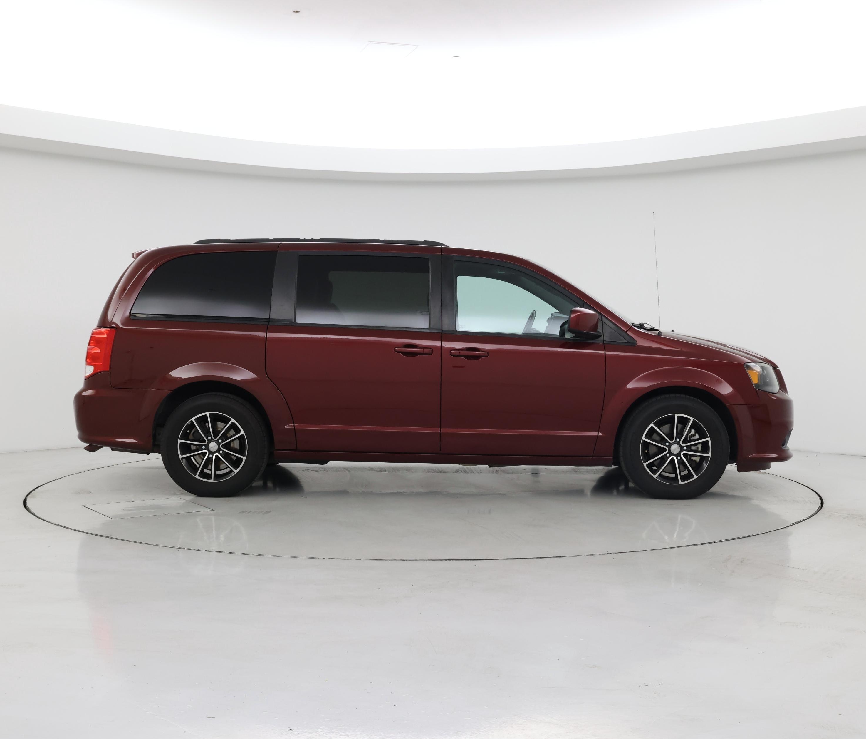 Thumbnail: 2018 Dodge Grand Caravan - 7