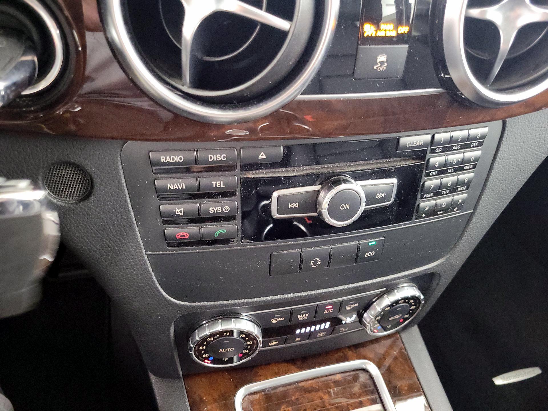 Thumbnail: 2015 Mercedes-Benz GLK - 14