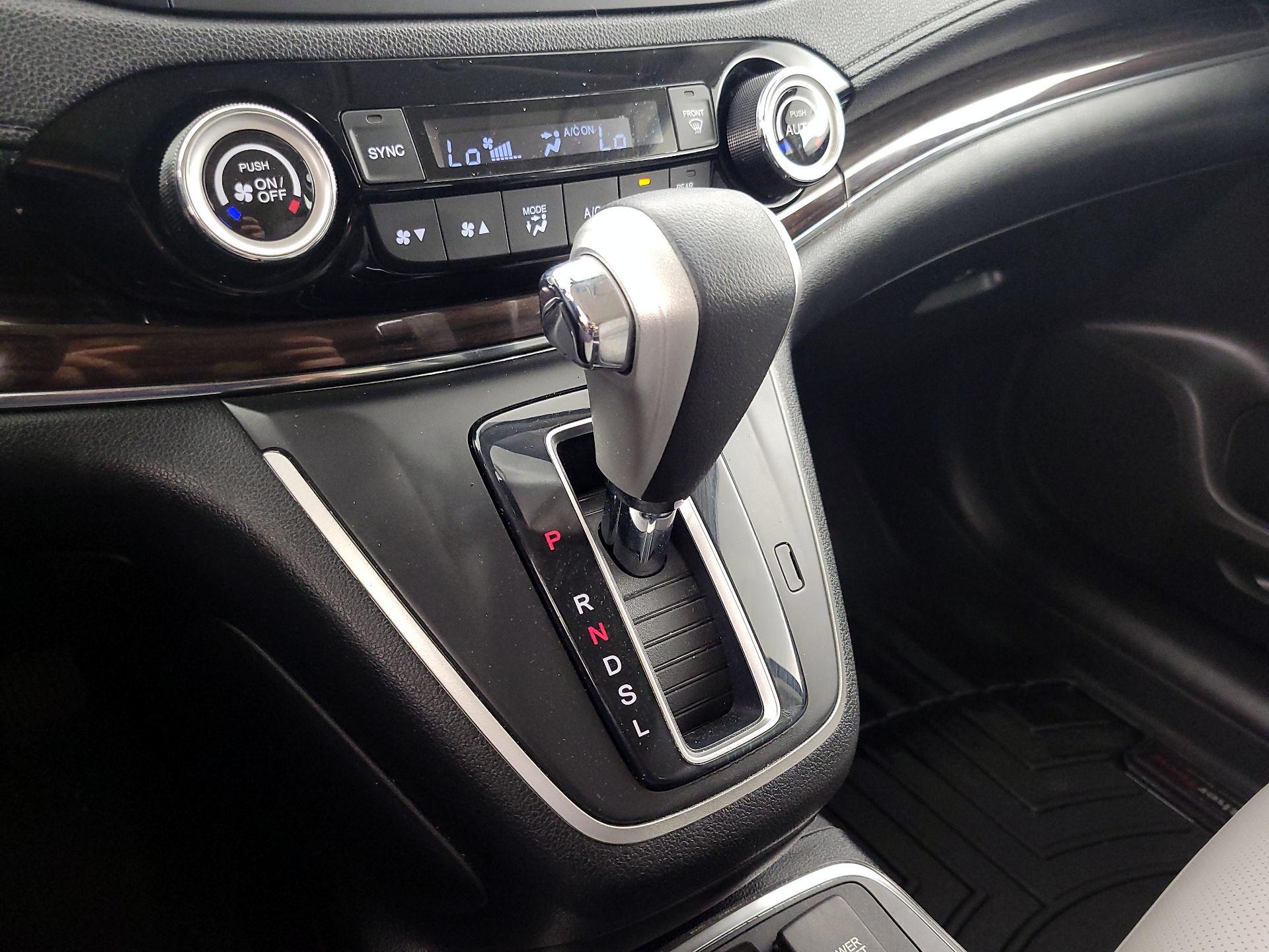 Thumbnail: 2016 Honda CR-V - 17