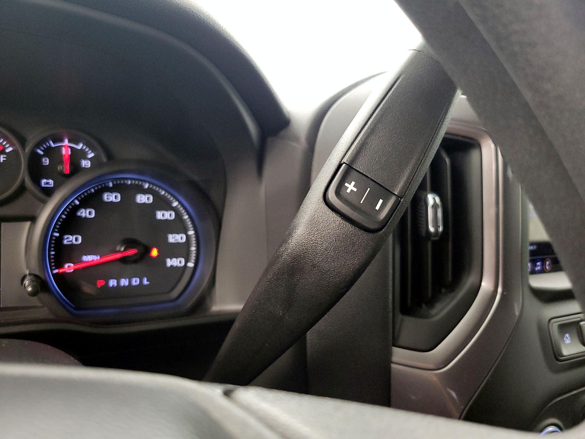 Thumbnail: 2023 Chevrolet Silverado 1500 - 17