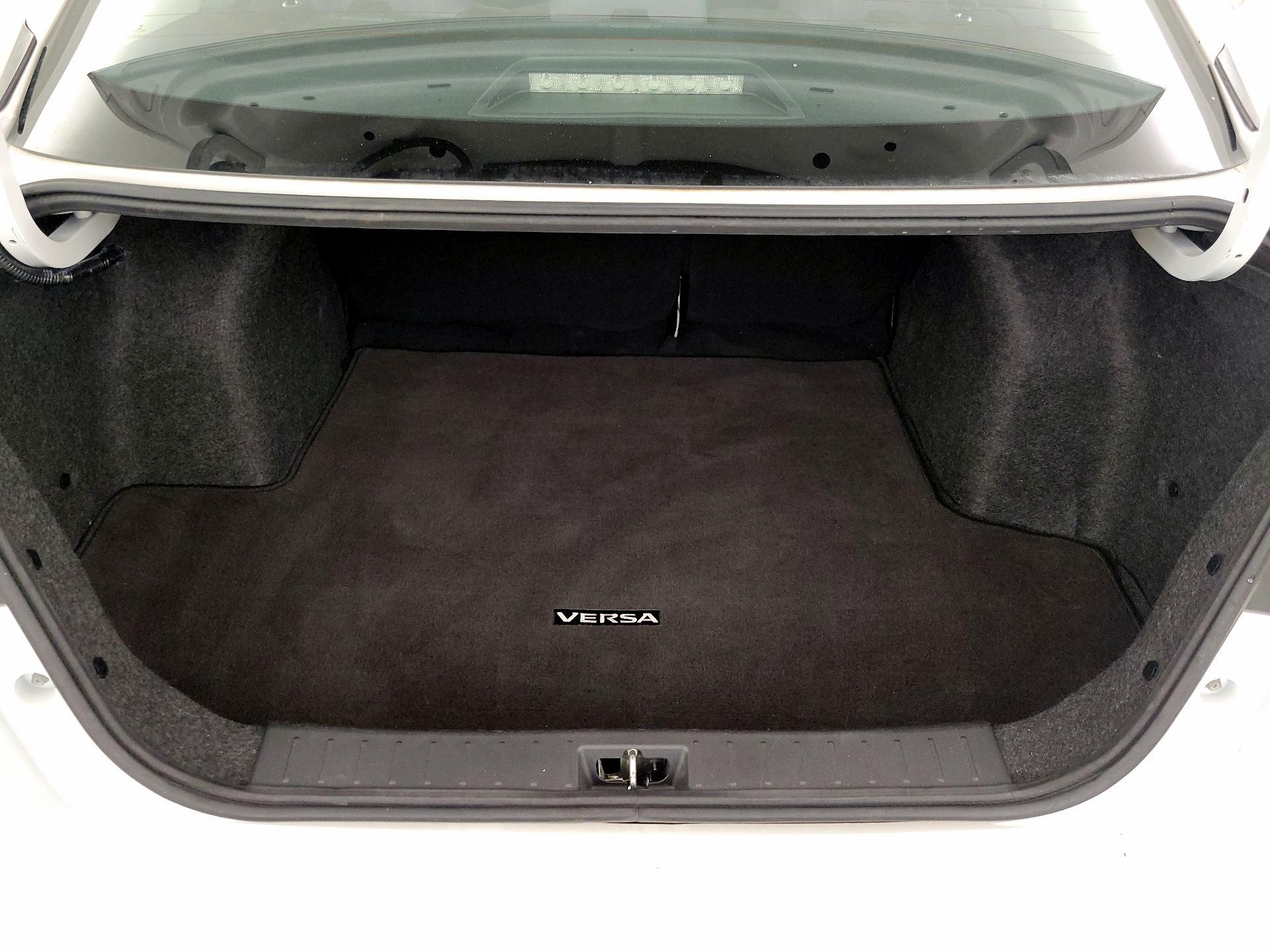 Thumbnail: 2020 Nissan Versa - 19
