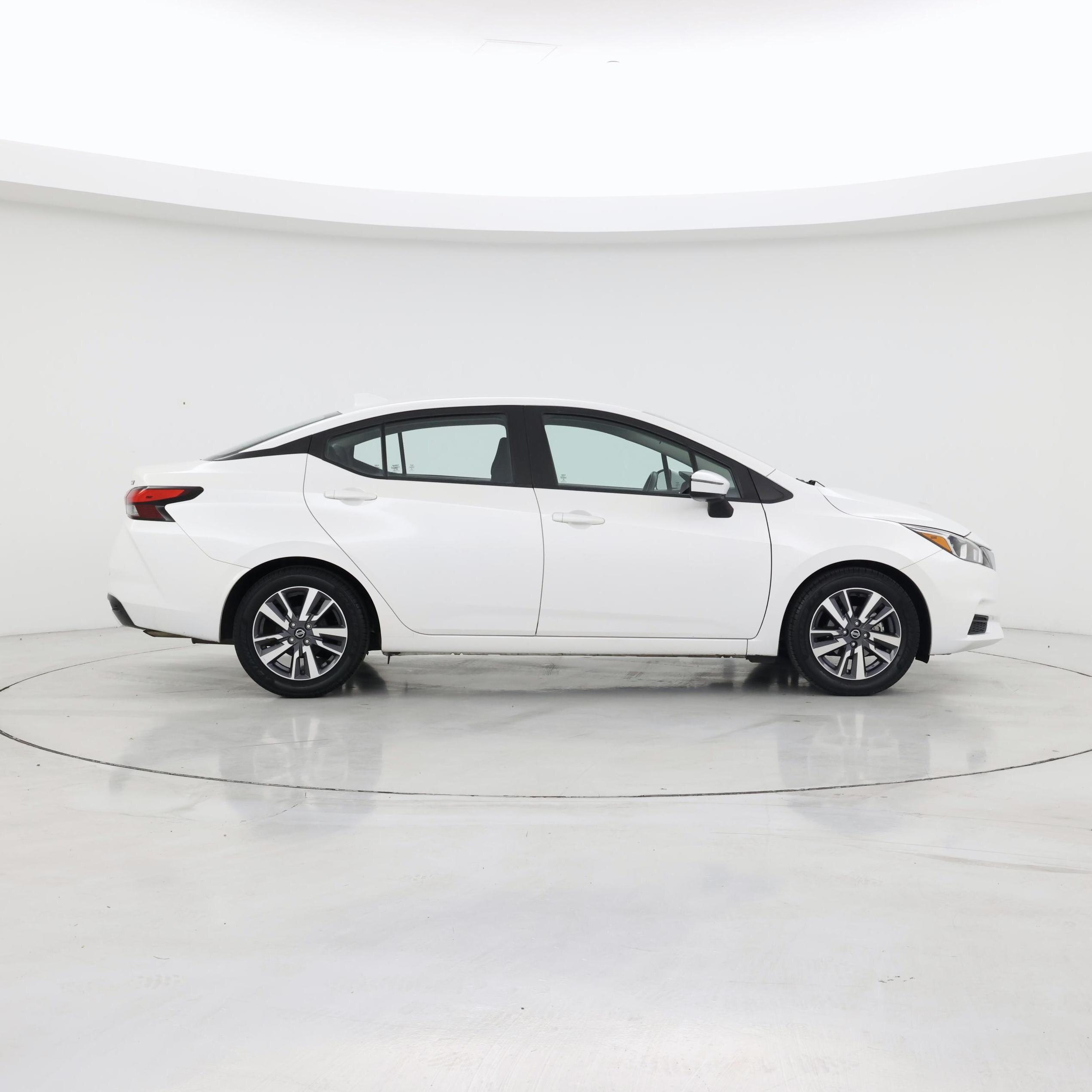 Thumbnail: 2020 Nissan Versa - 7