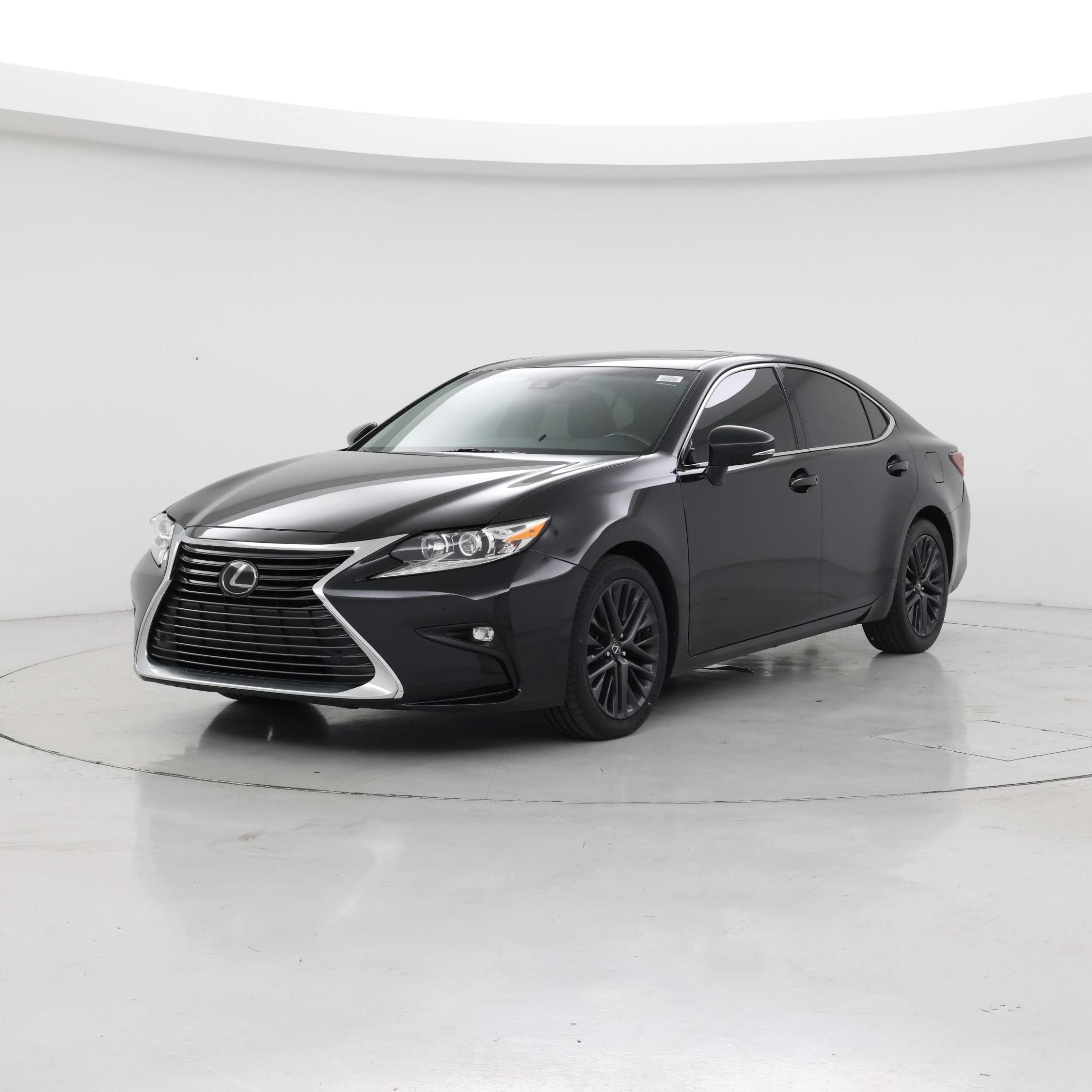 Thumbnail: 2017 Lexus ES - 4