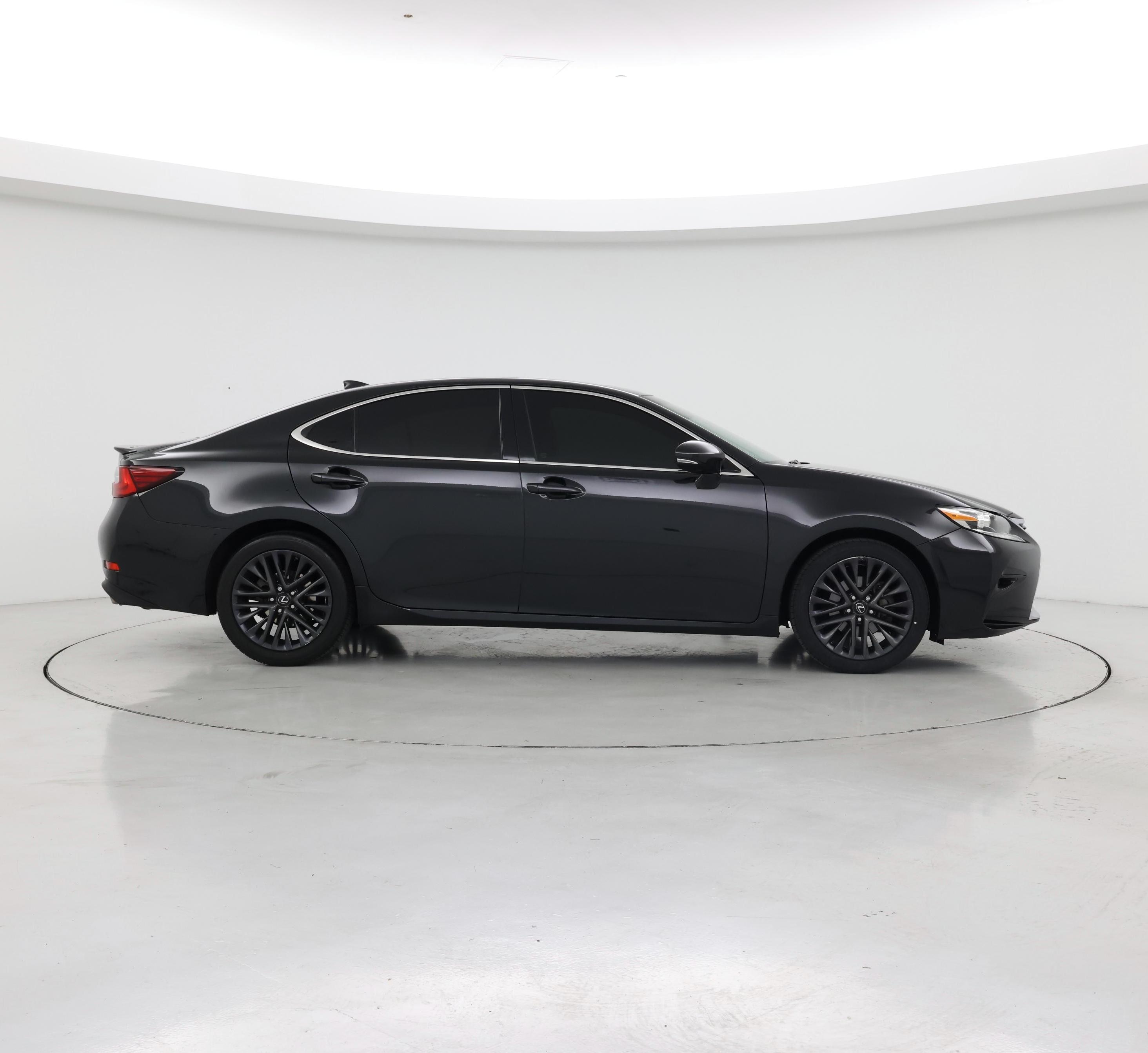 Thumbnail: 2017 Lexus ES - 7