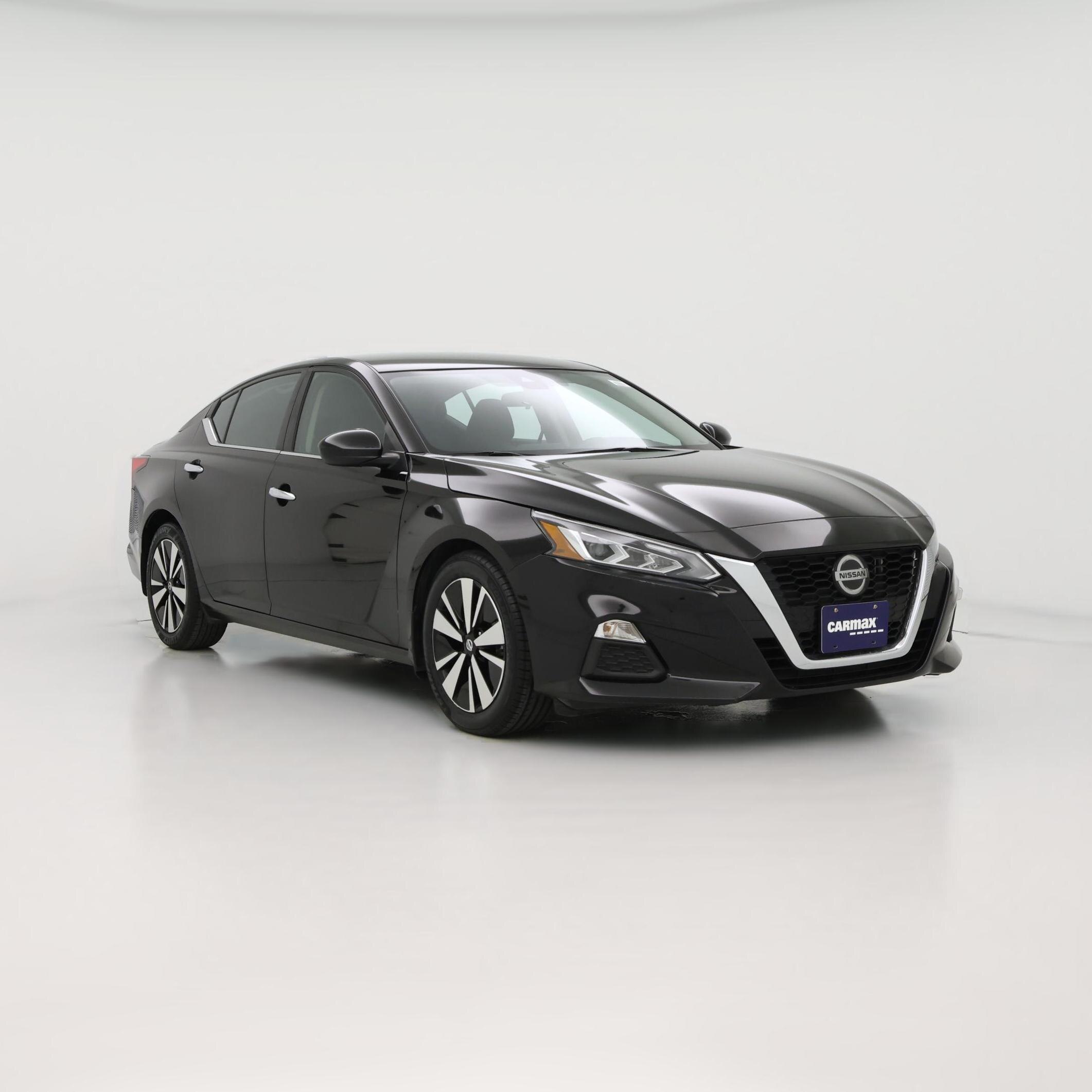 Thumbnail: 2022 Nissan Altima - 1