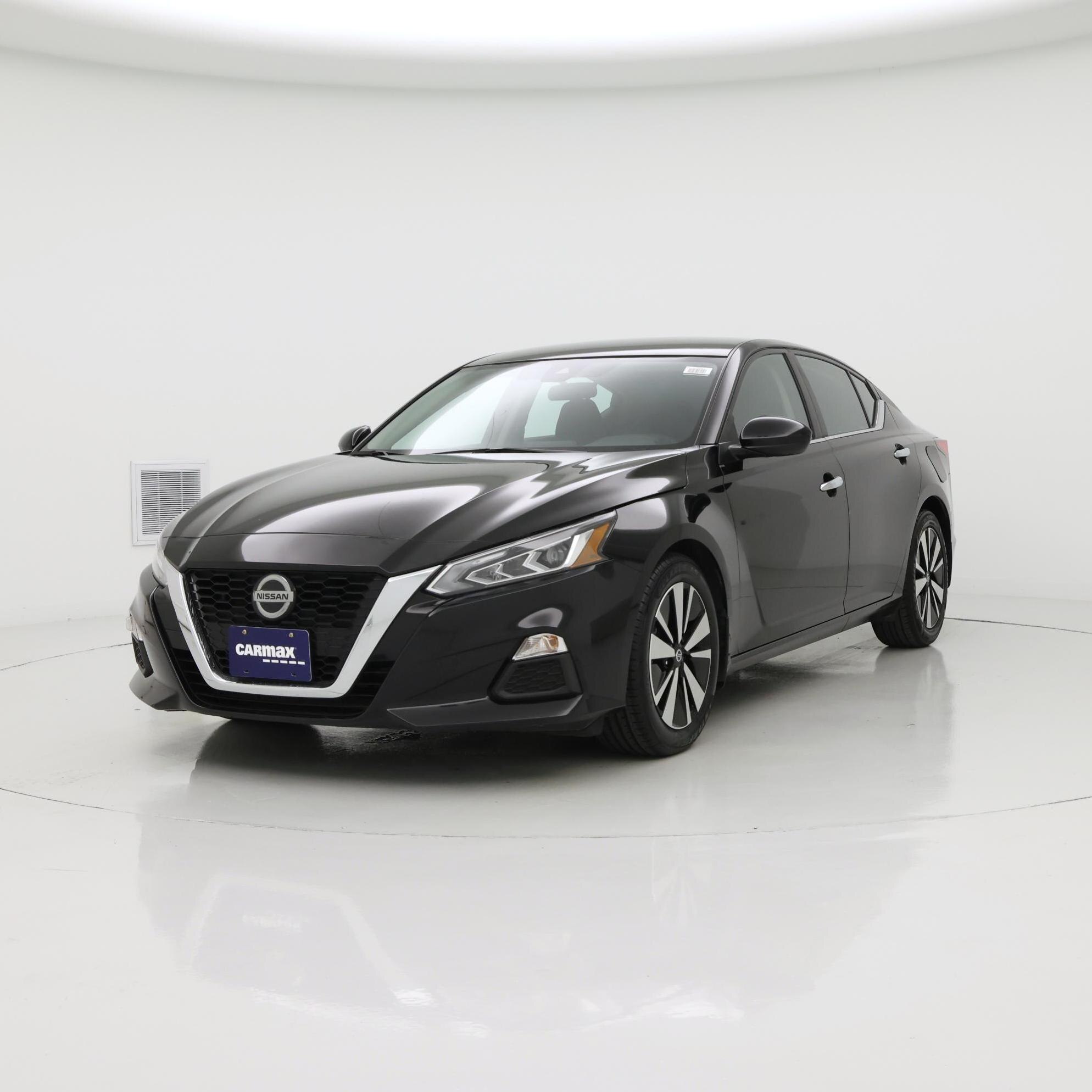 Thumbnail: 2022 Nissan Altima - 4