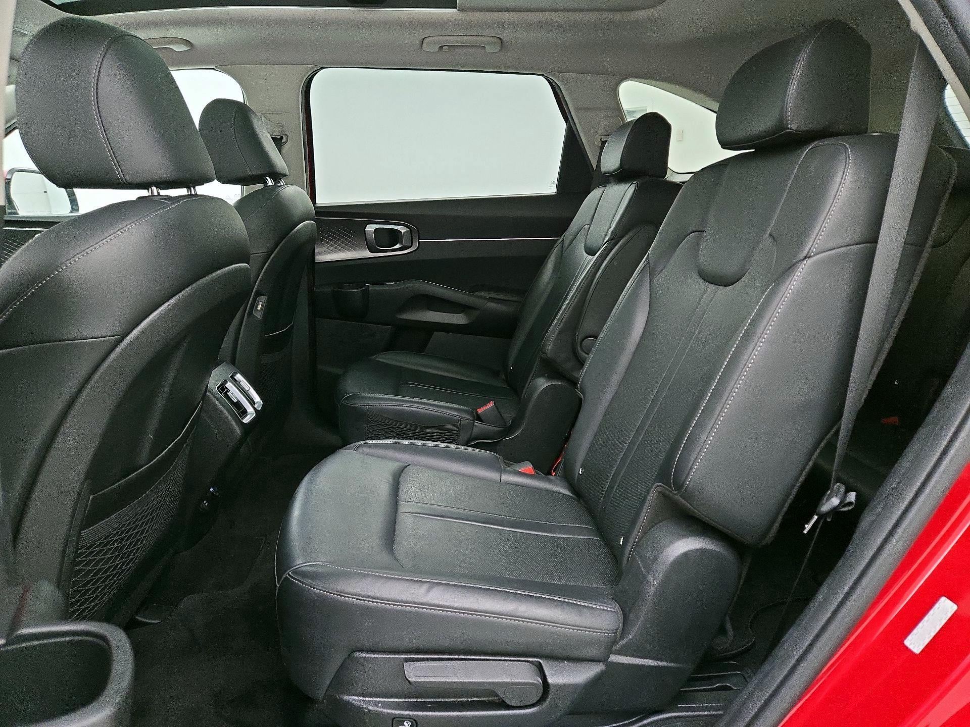 Thumbnail: 2022 Kia Sorento - 20