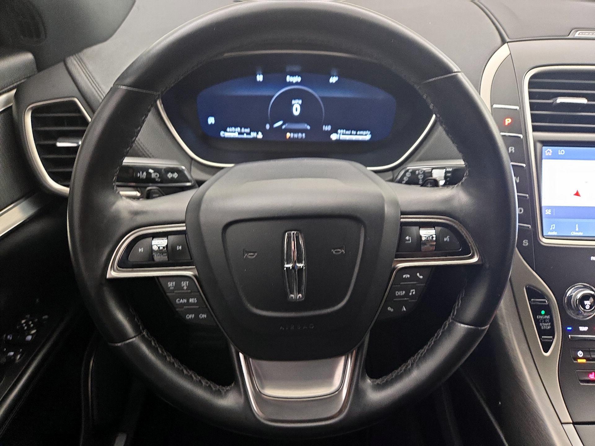Thumbnail: 2020 Lincoln Nautilus - 10