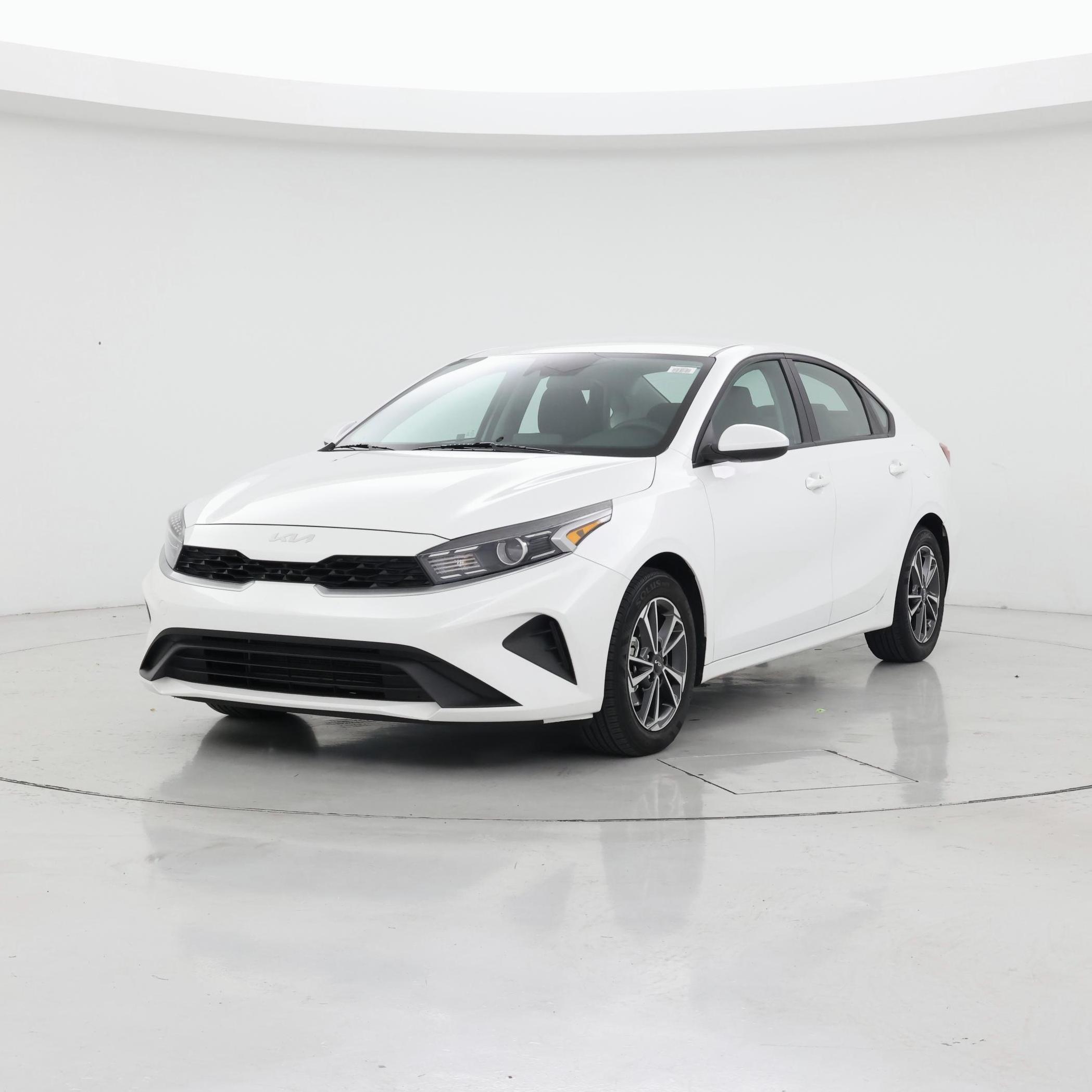 Thumbnail: 2022 Kia Forte - 4