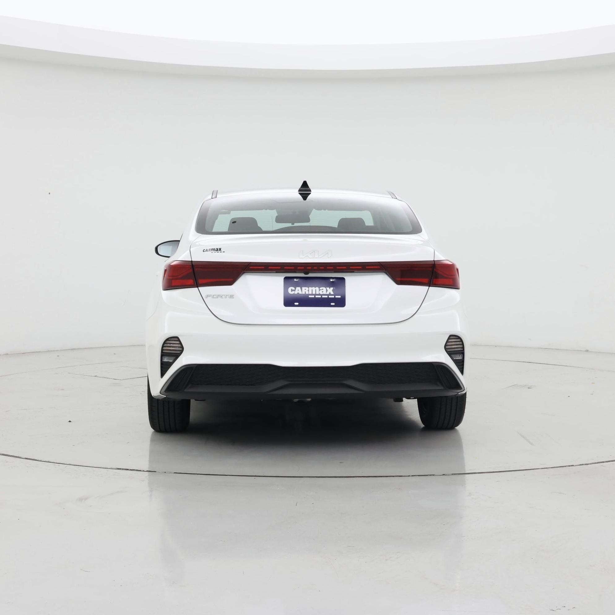 Thumbnail: 2022 Kia Forte - 6