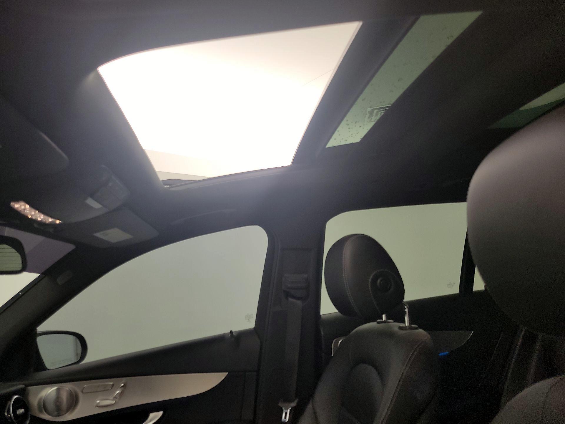 Thumbnail: 2019 Mercedes-Benz GLC - 19