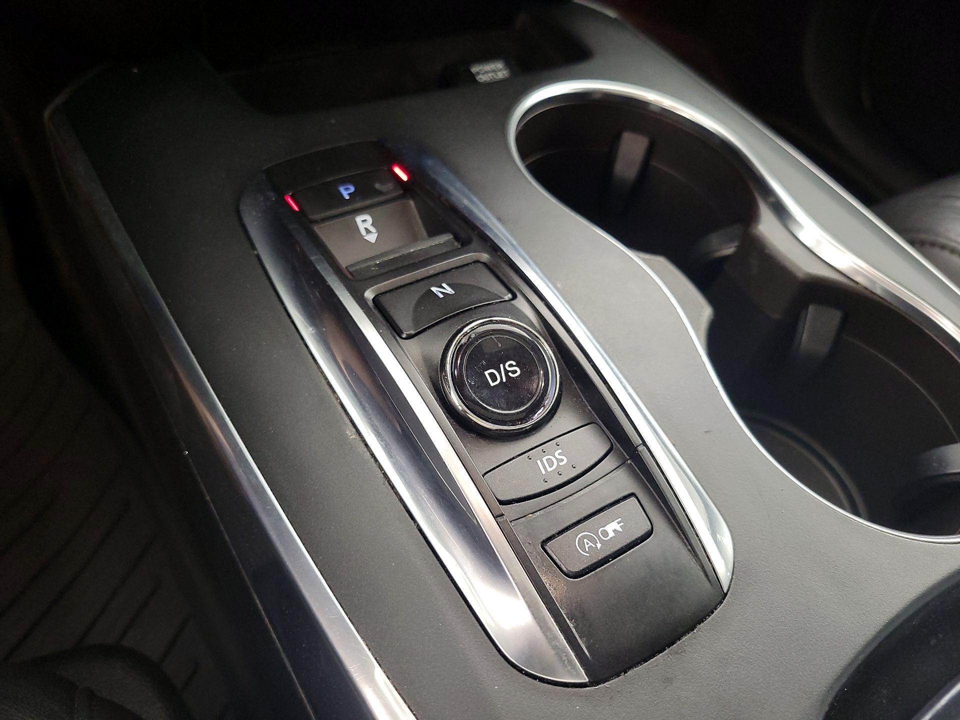 Thumbnail: 2016 Acura MDX - 18
