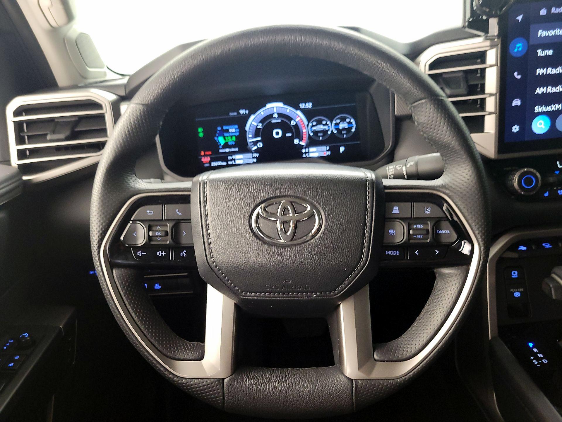 Thumbnail: 2024 Toyota Tundra - 10