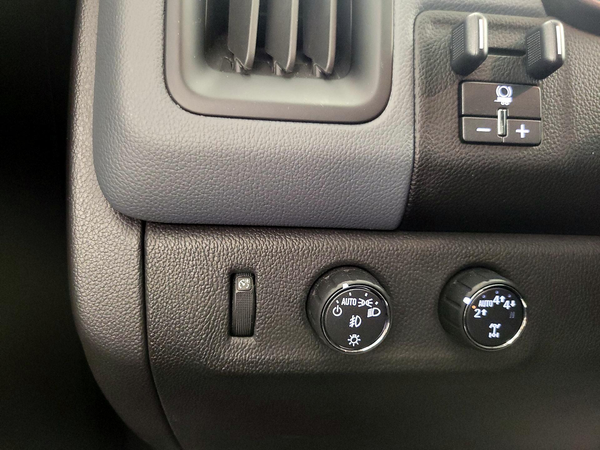 Thumbnail: 2019 Chevrolet Colorado - 13
